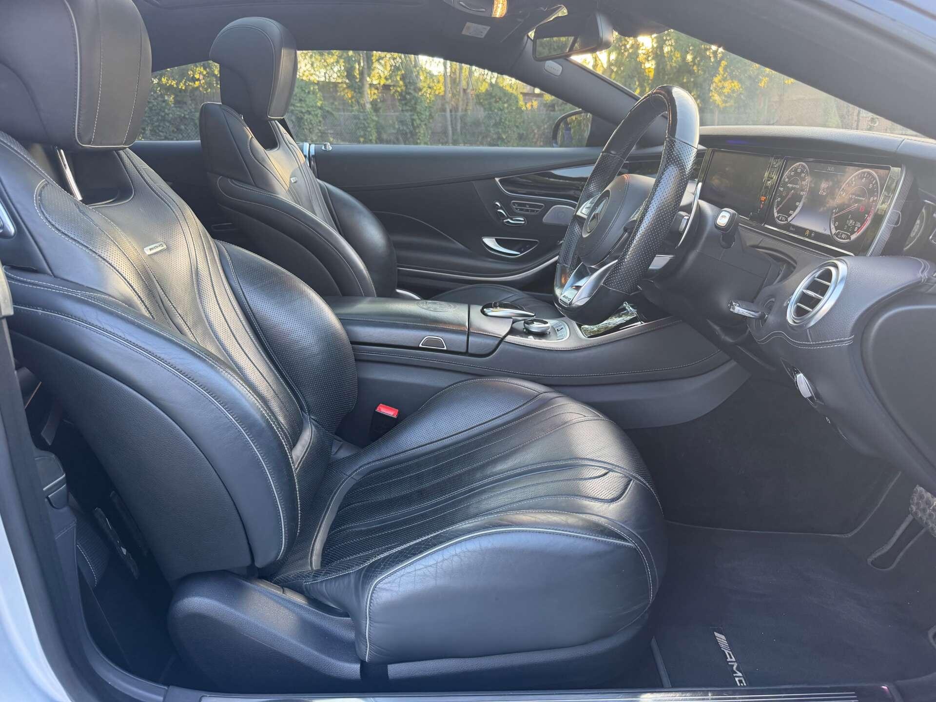 Mercedes-Benz S-Class view 23