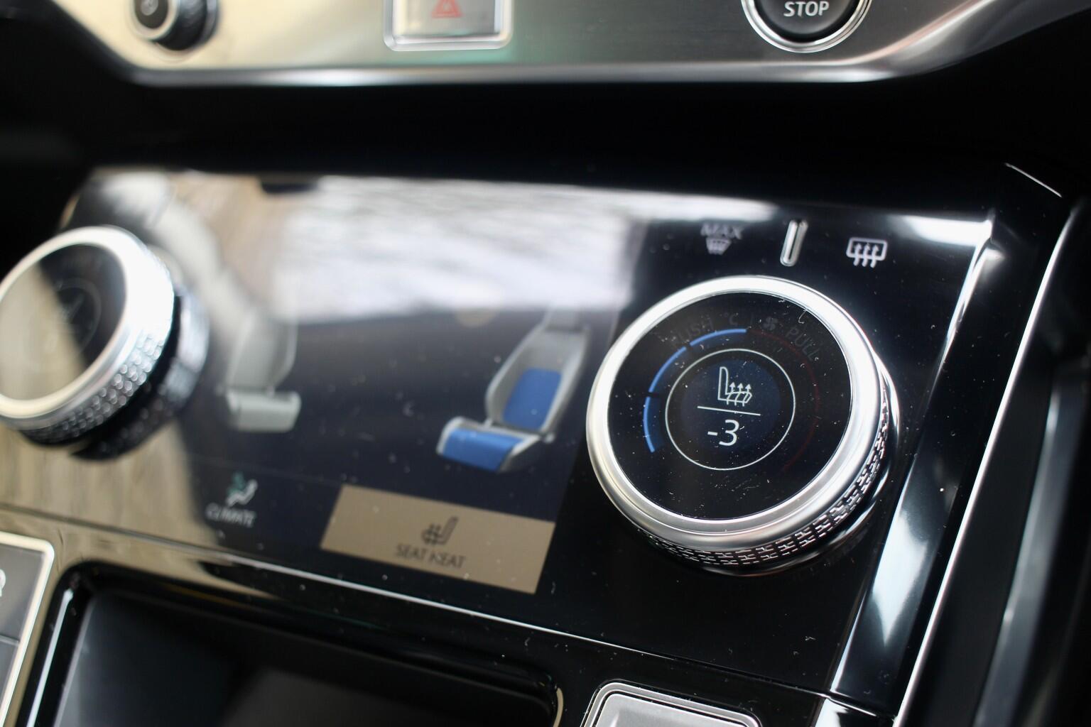Jaguar I-Pace view 22