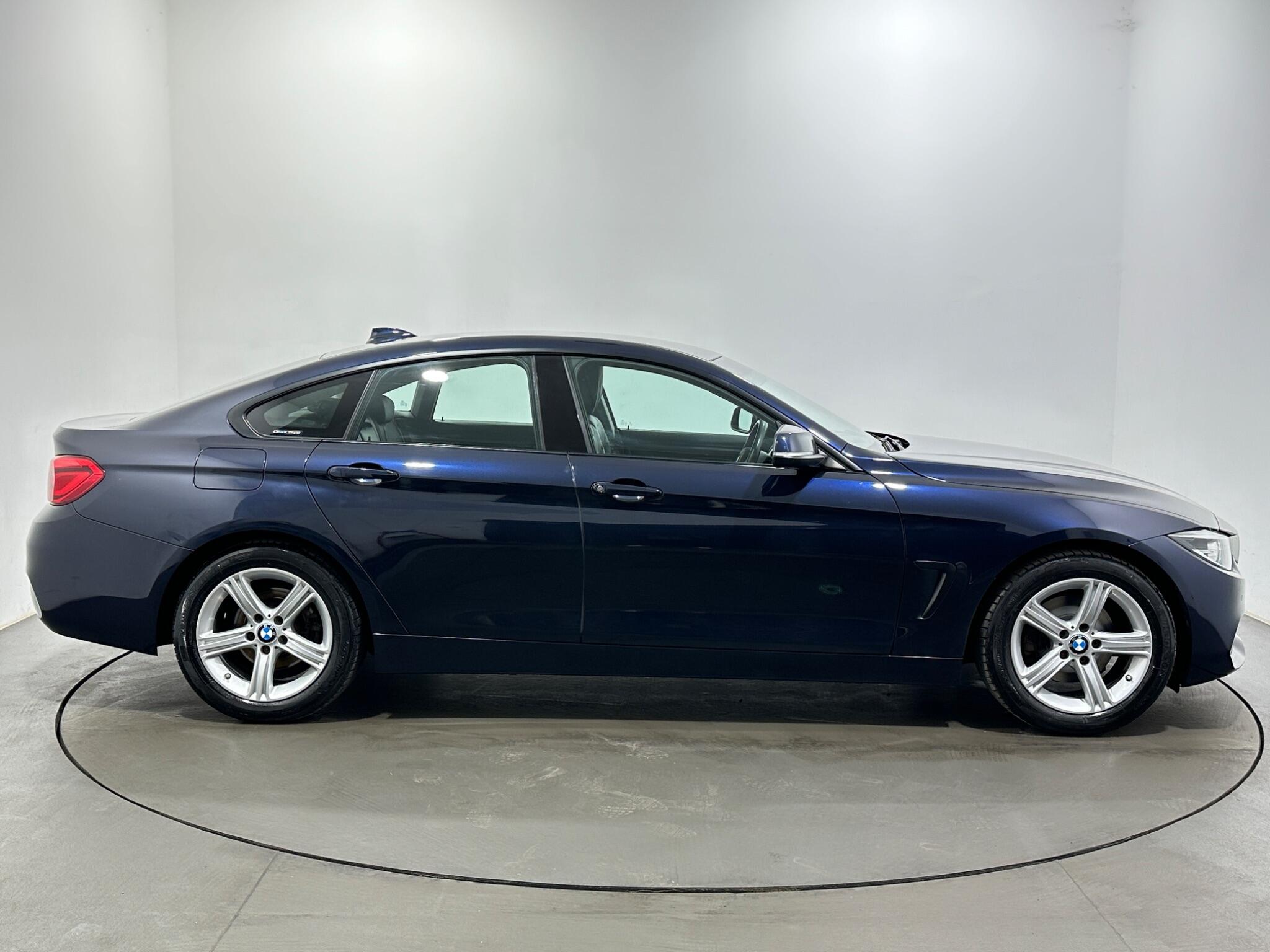 BMW 4 Series Gran Coupe view 9