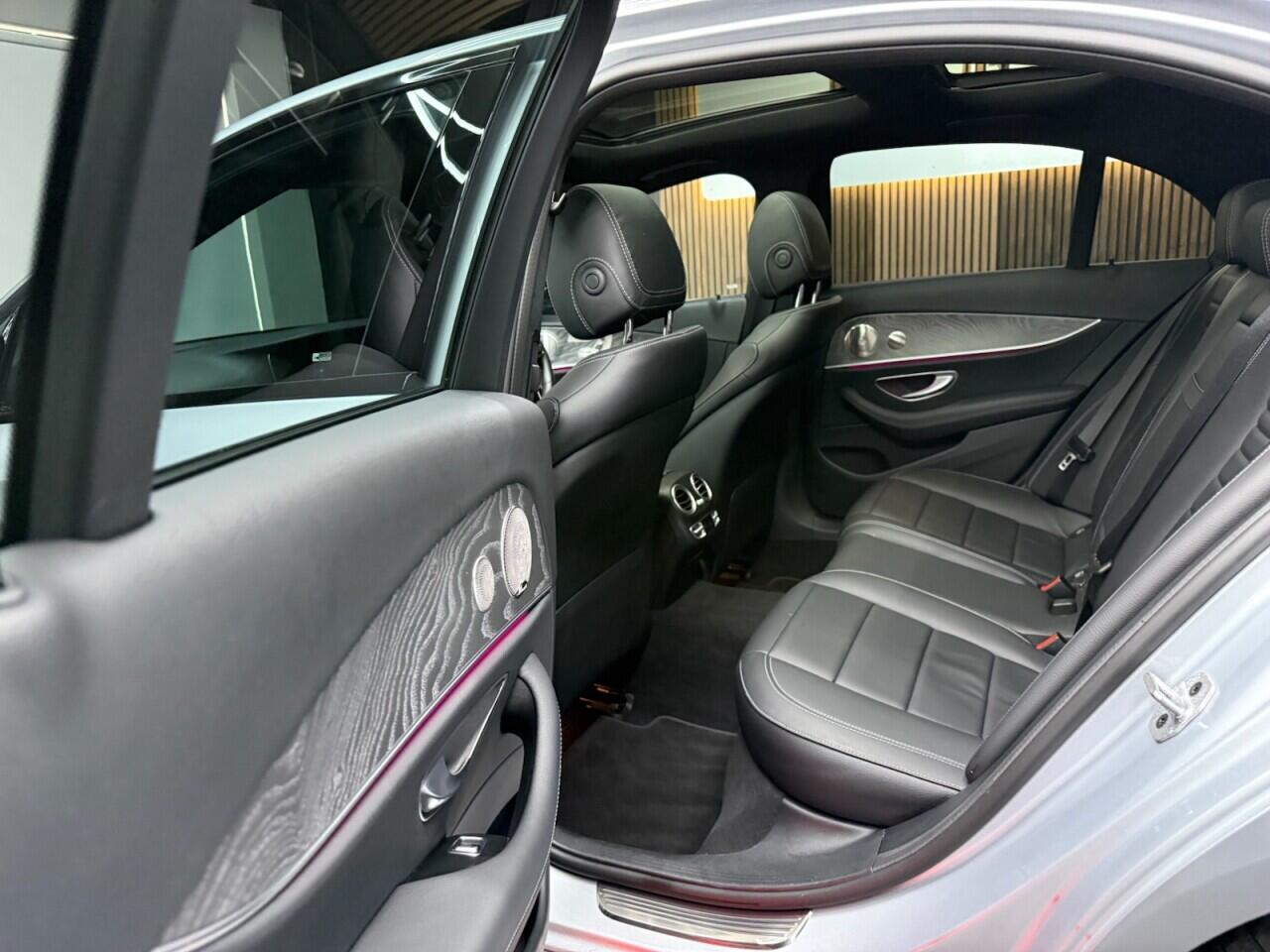Mercedes-Benz E-Class view 45