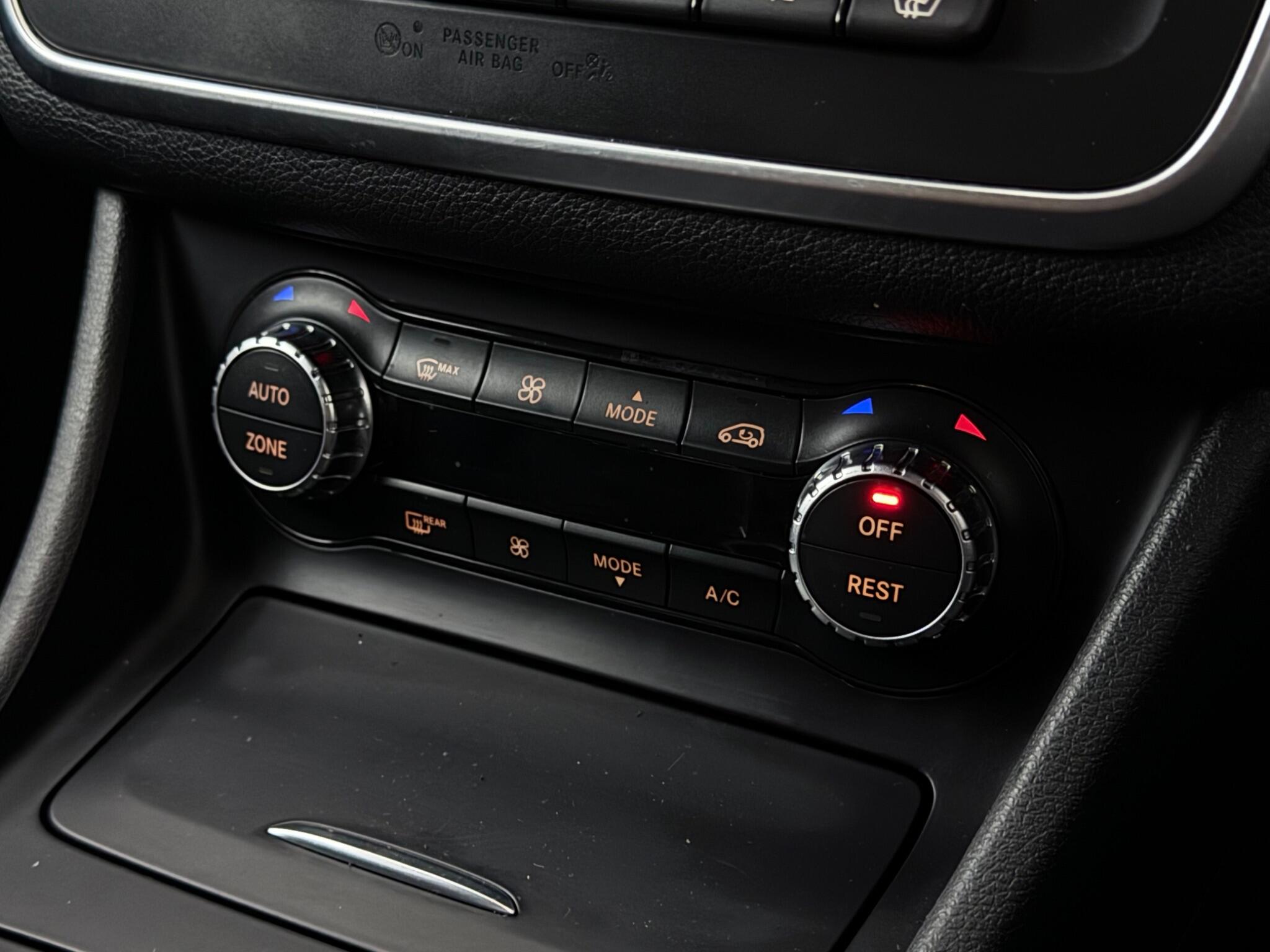Mercedes-Benz CLA view 25
