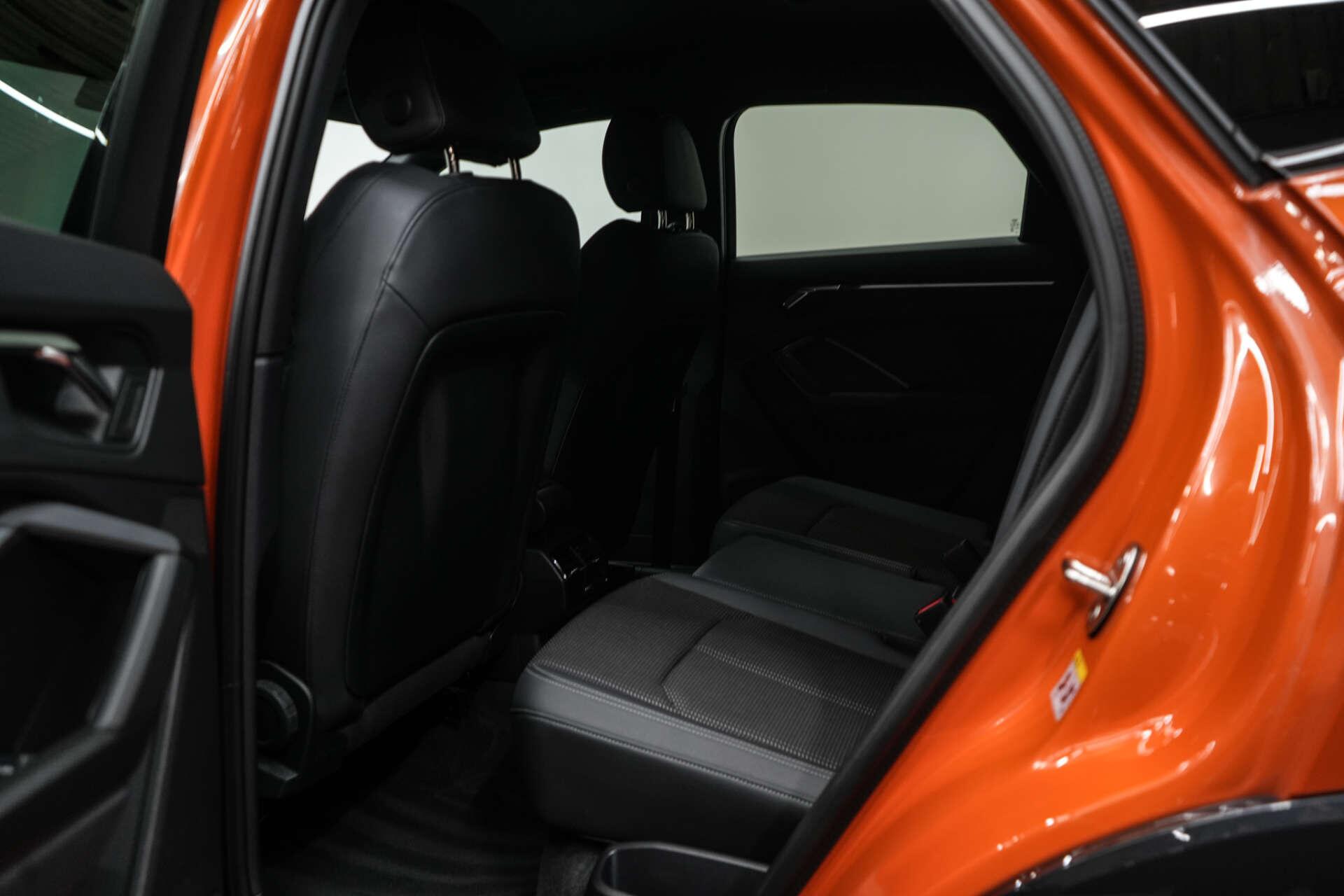 Audi Q3 view 25