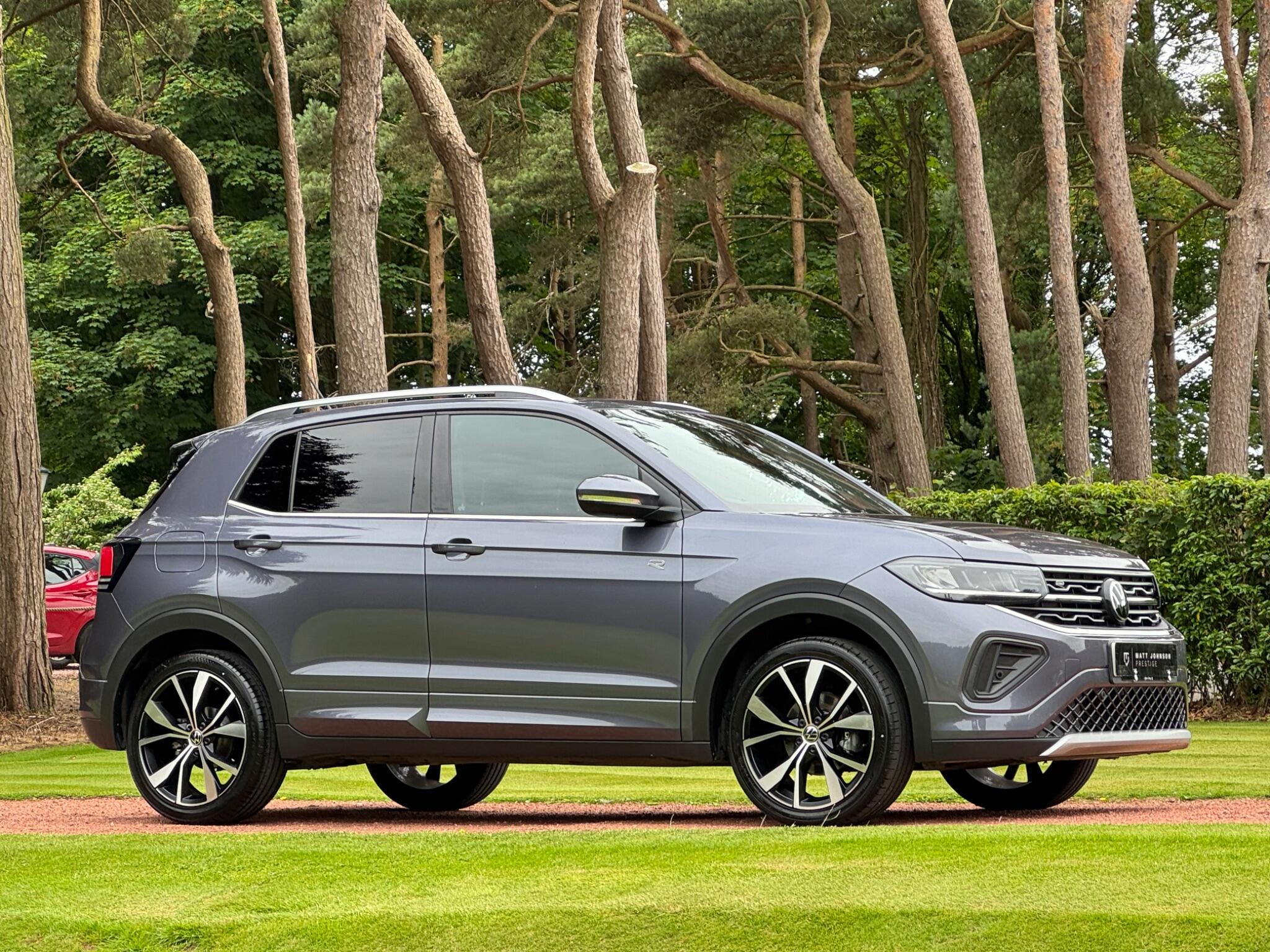 Volkswagen T-Cross view 9