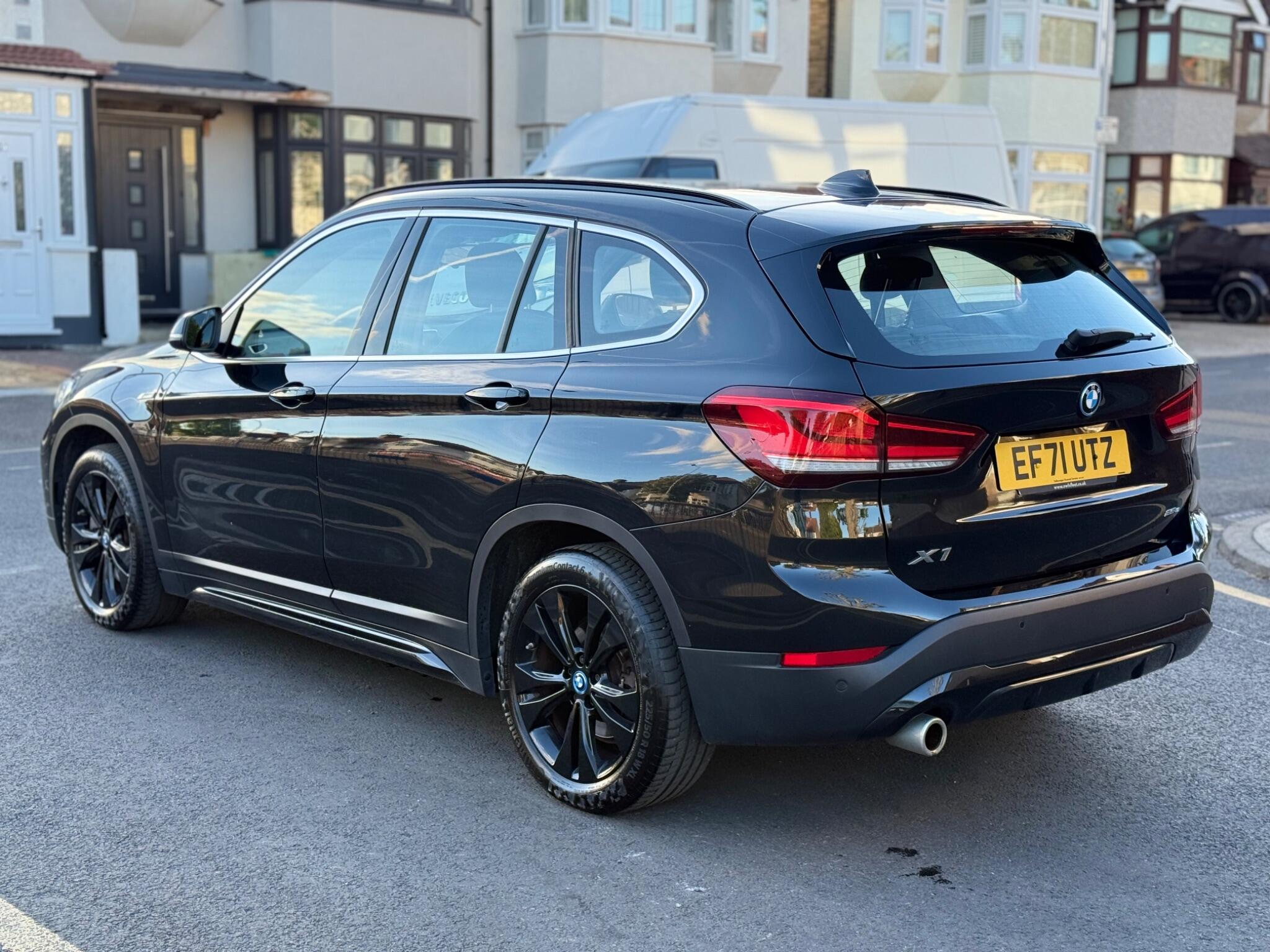 BMW X1 view 8