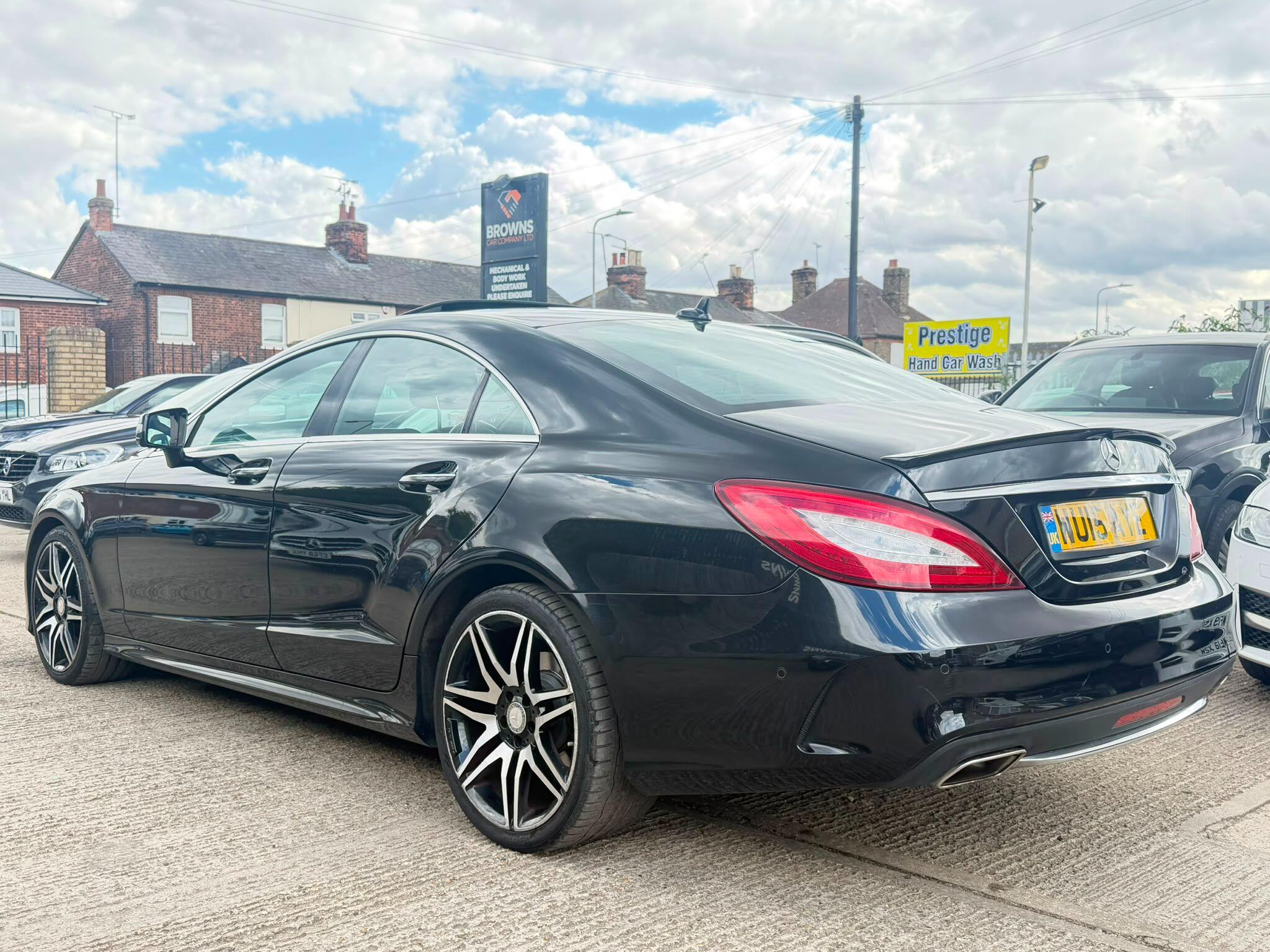 Mercedes-Benz CLS view 5