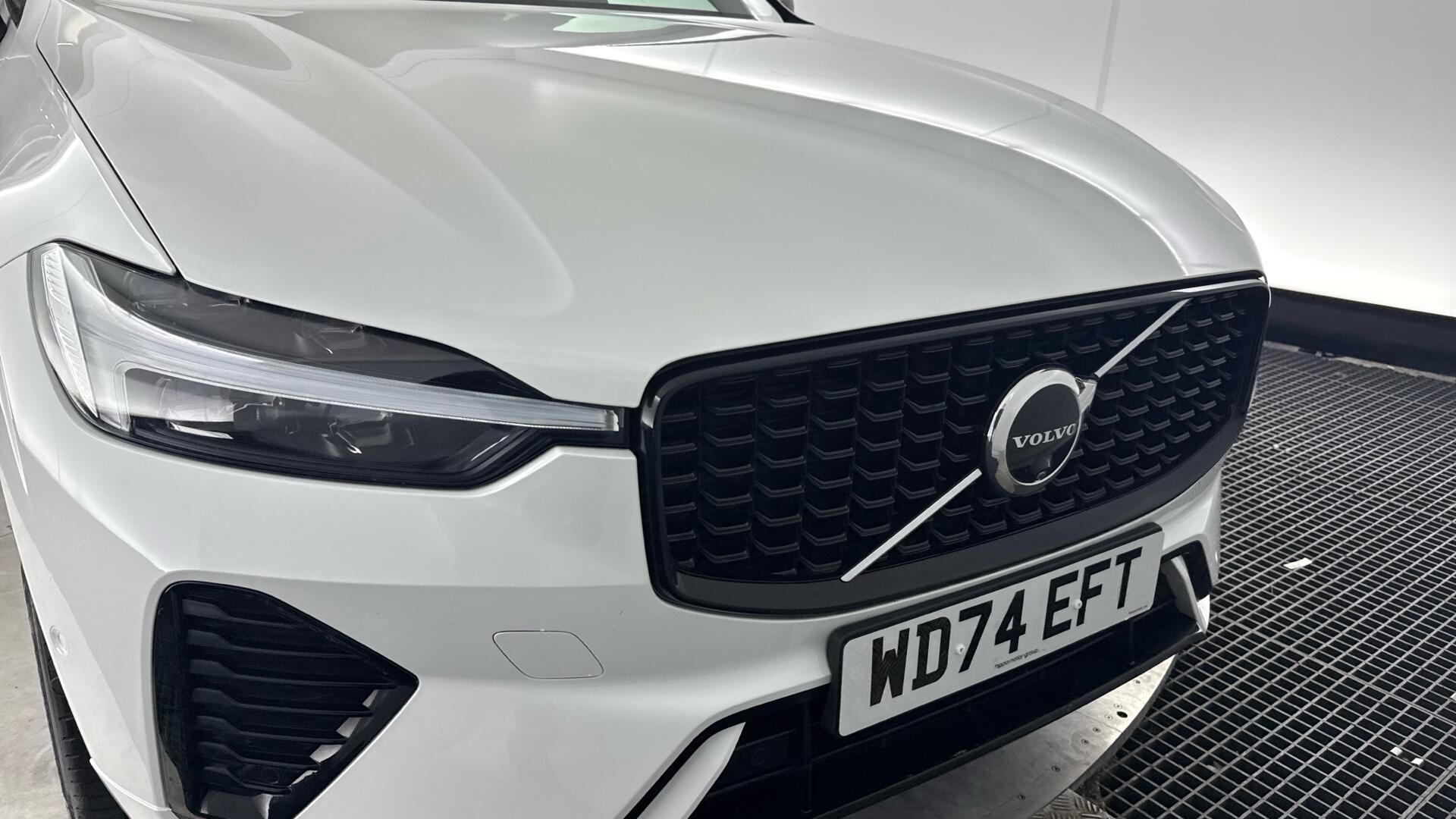 Volvo XC60 view 24