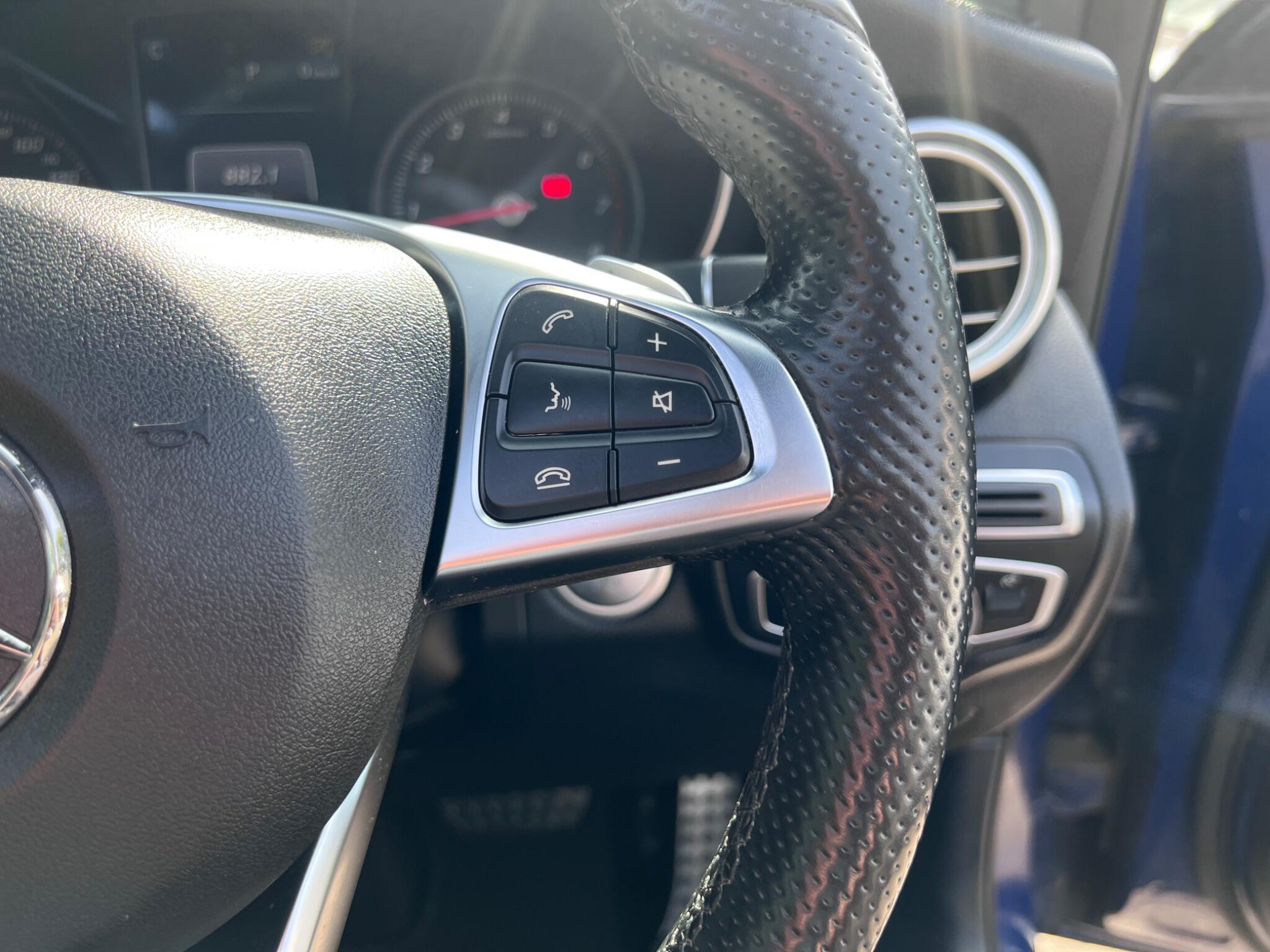 Mercedes-Benz GLC view 25