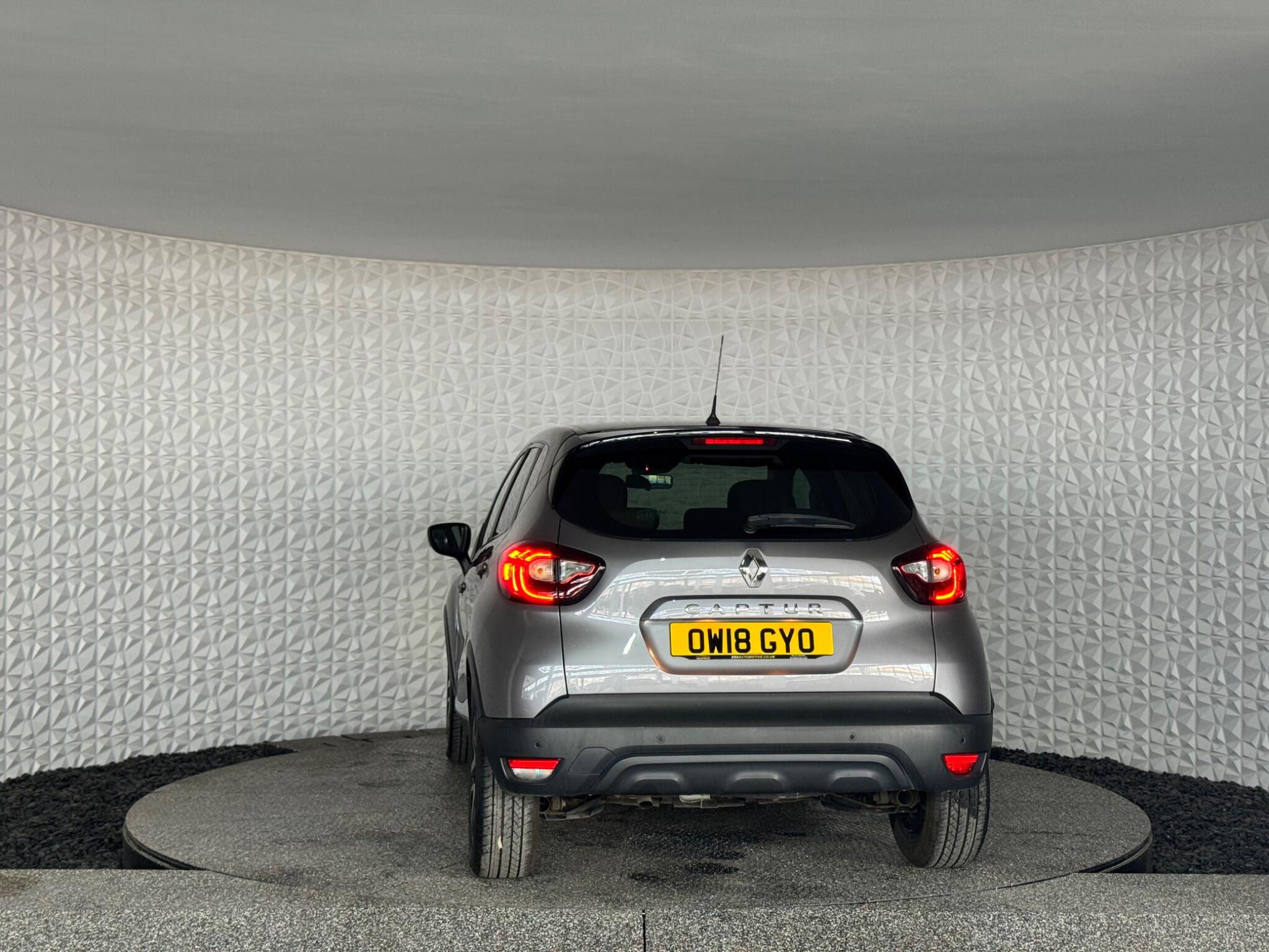 Renault Captur view 13