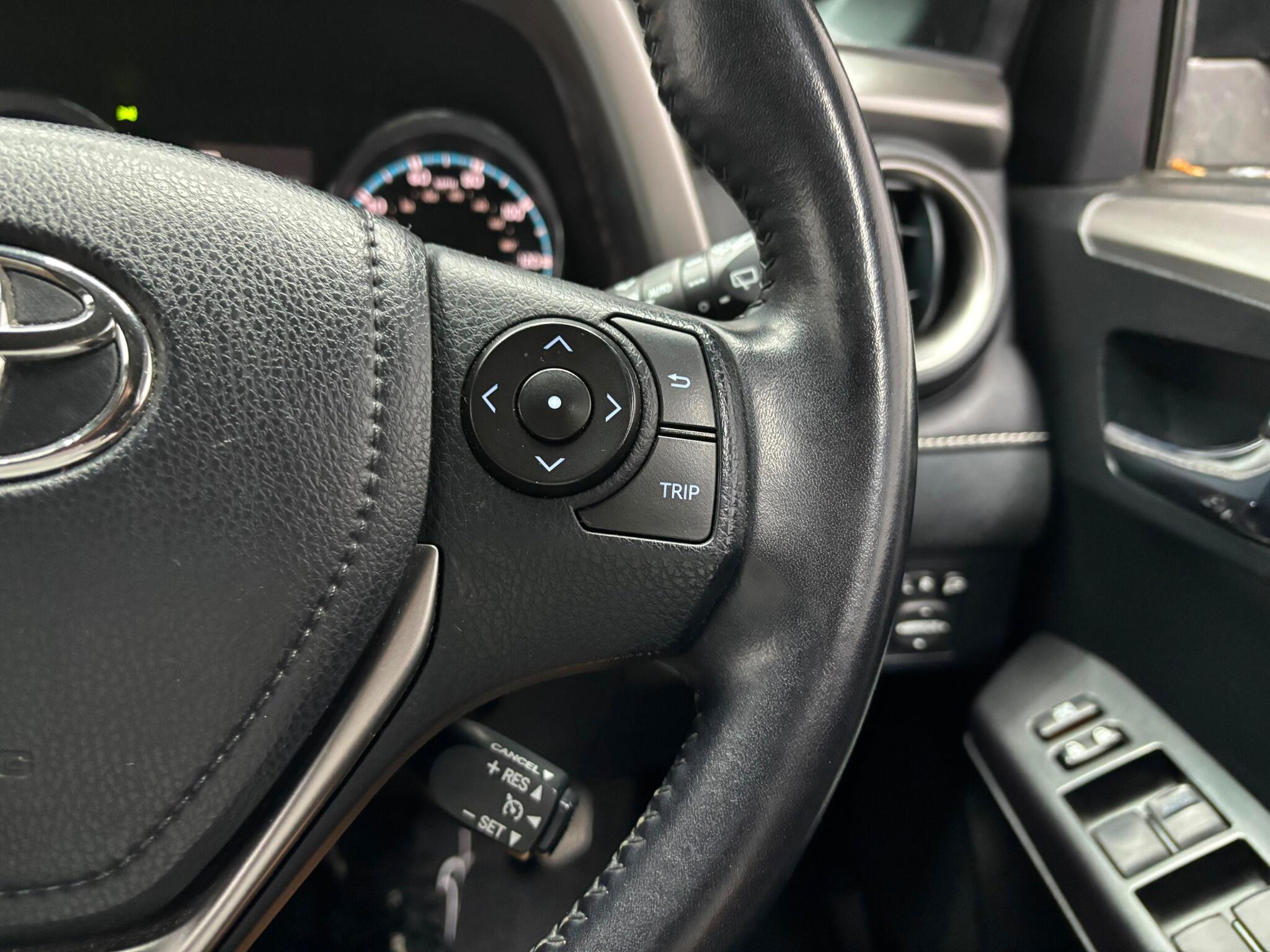 Toyota Rav4 view 19