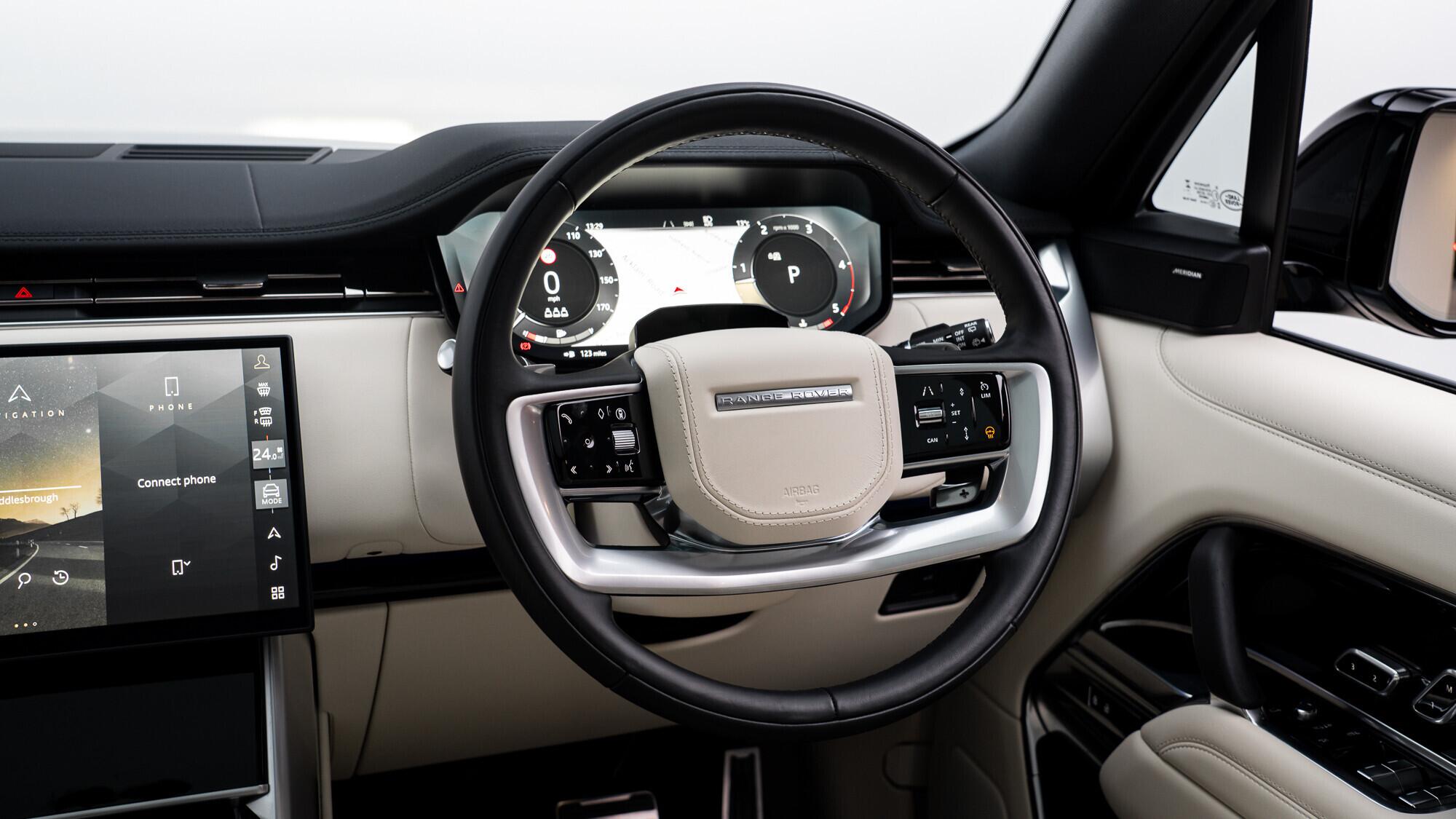 Land Rover Range Rover view 21