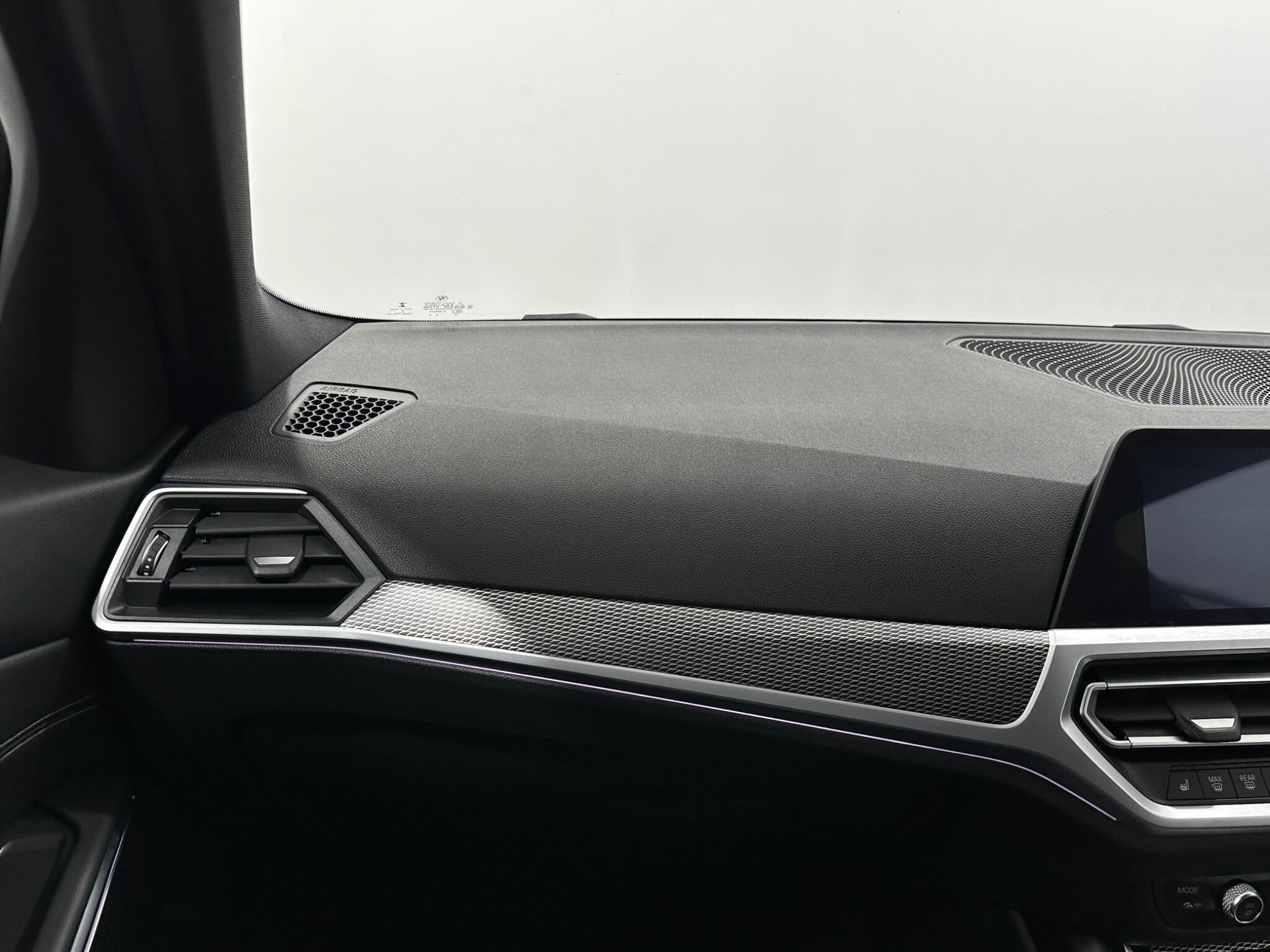 BMW 3 Series view 31