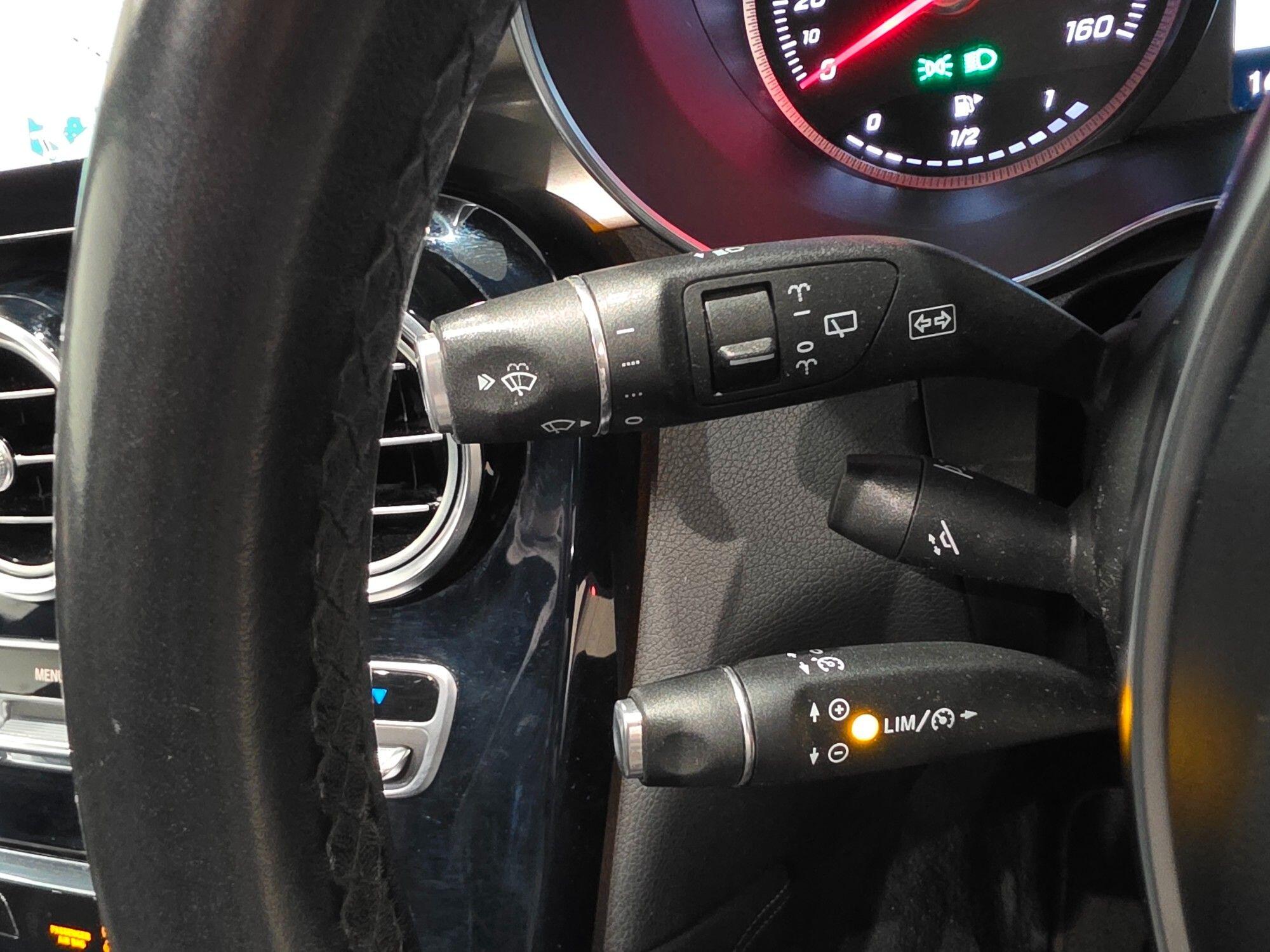 Mercedes-Benz GLC view 30