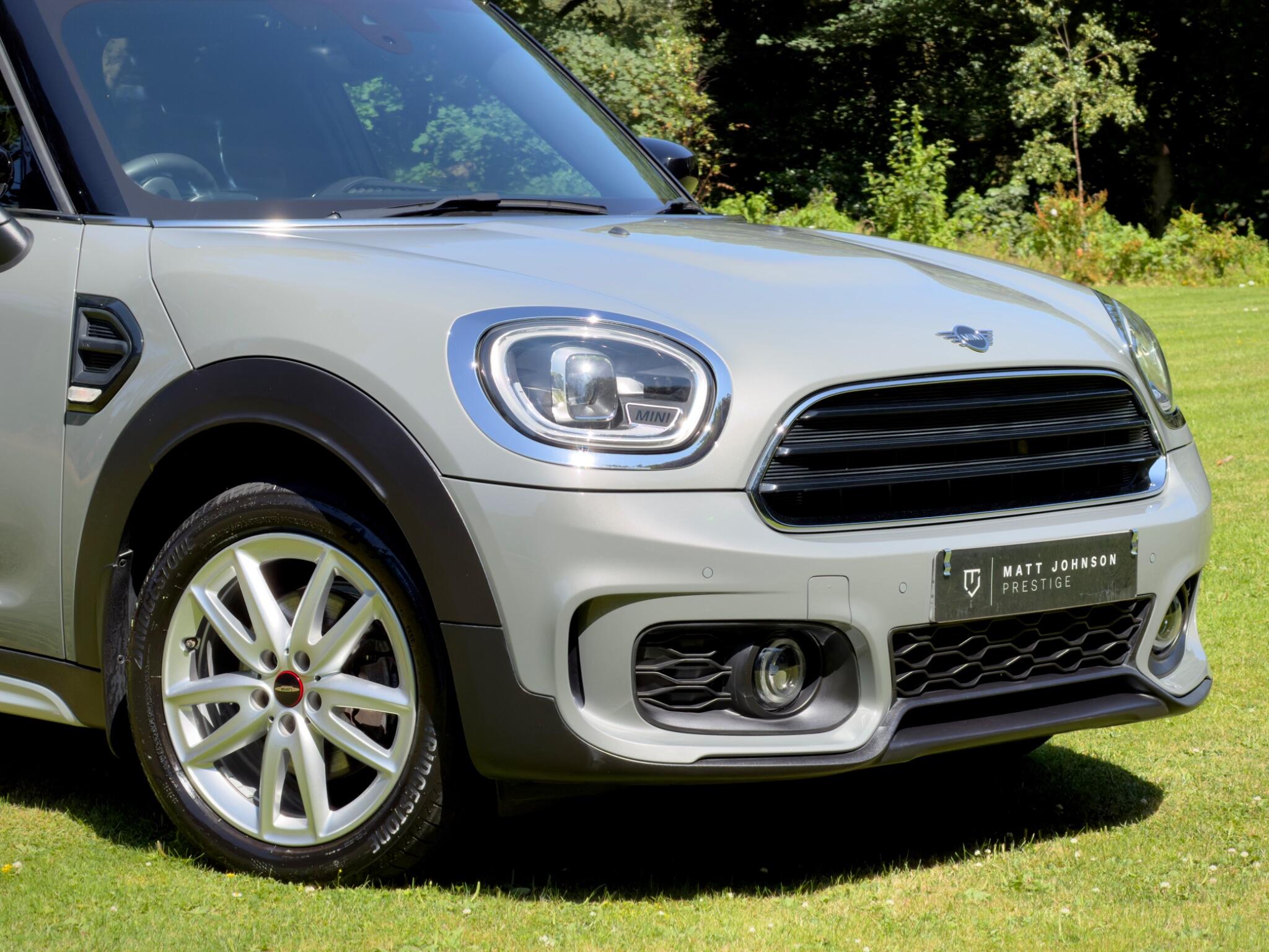 Mini Countryman view 9