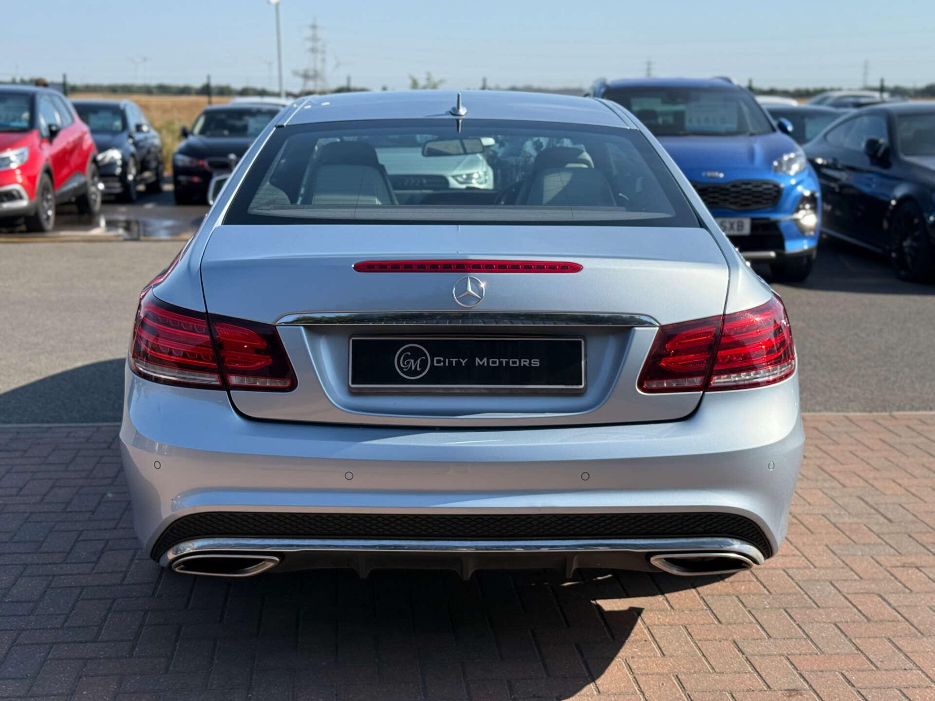 Mercedes-Benz E-Class view 24