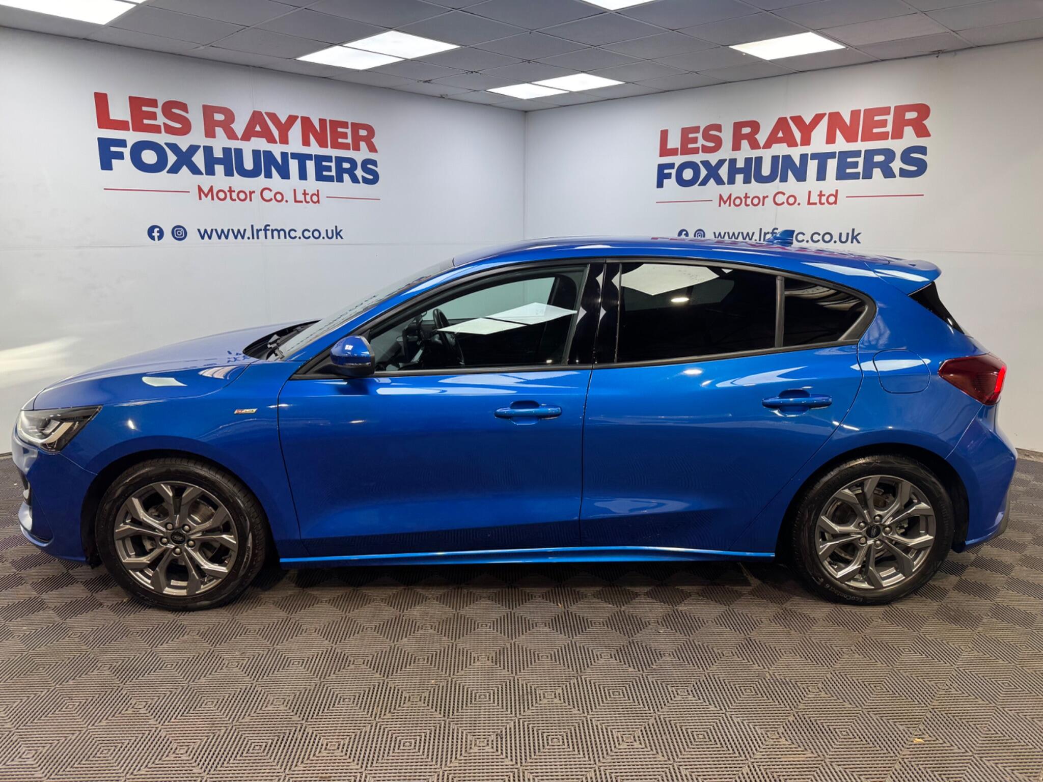 Ford Focus view 5