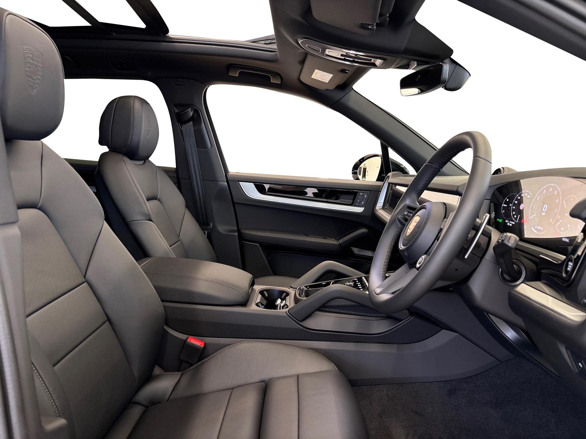Porsche Cayenne view 11