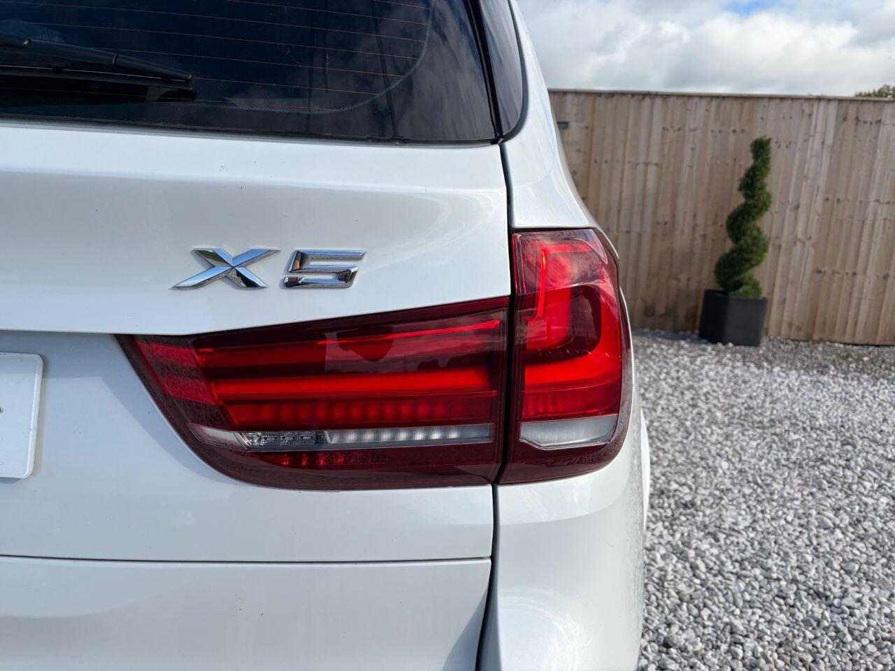 BMW X5 view 15