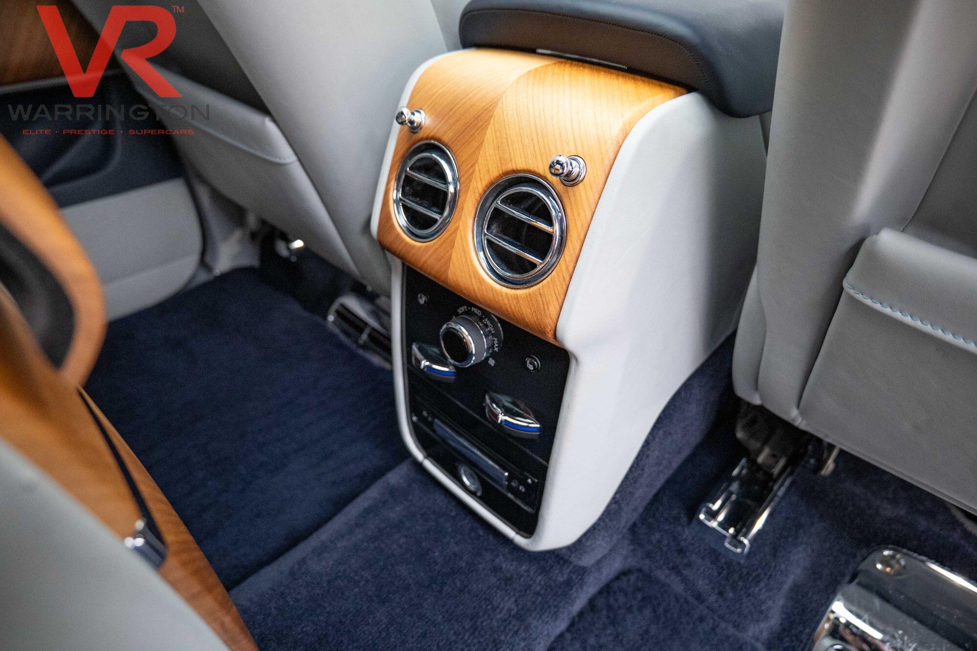 Rolls-Royce Cullinan view 48