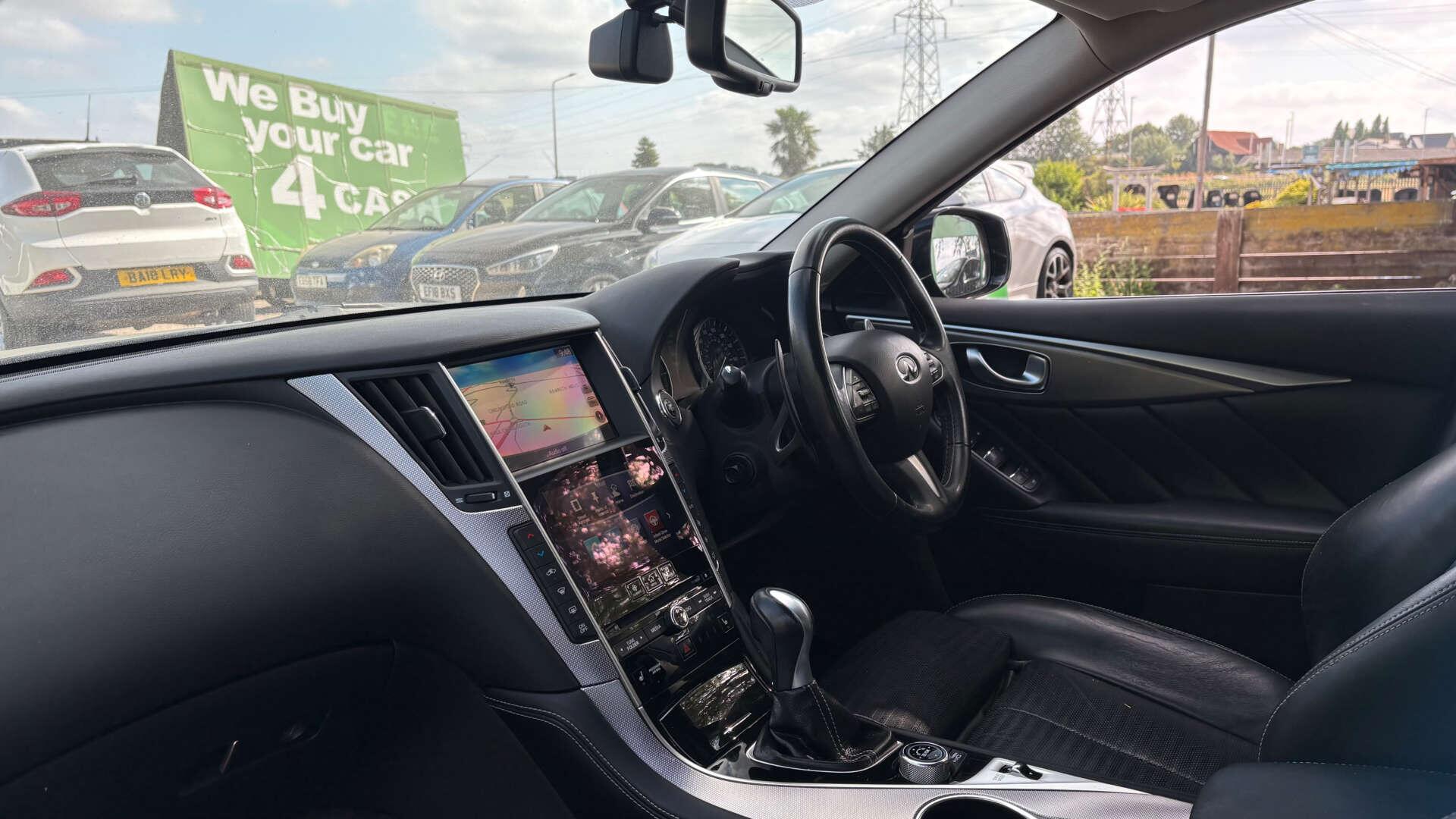 Infiniti Q50 view 14