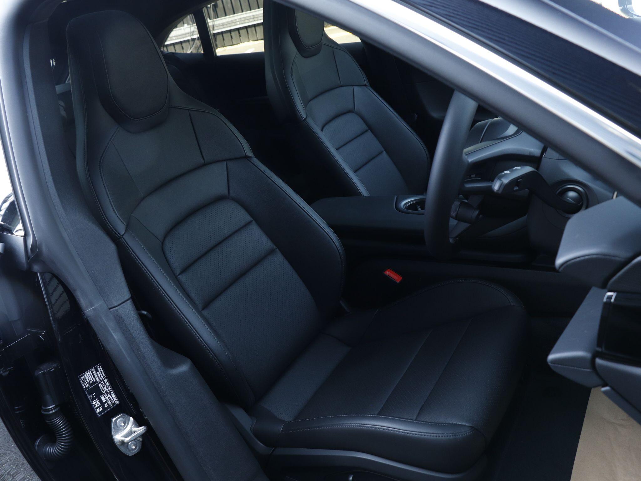 Porsche Taycan view 22