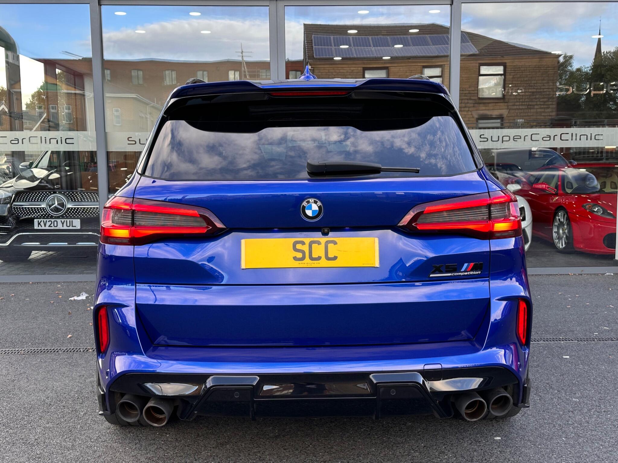 BMW X5 M view 5