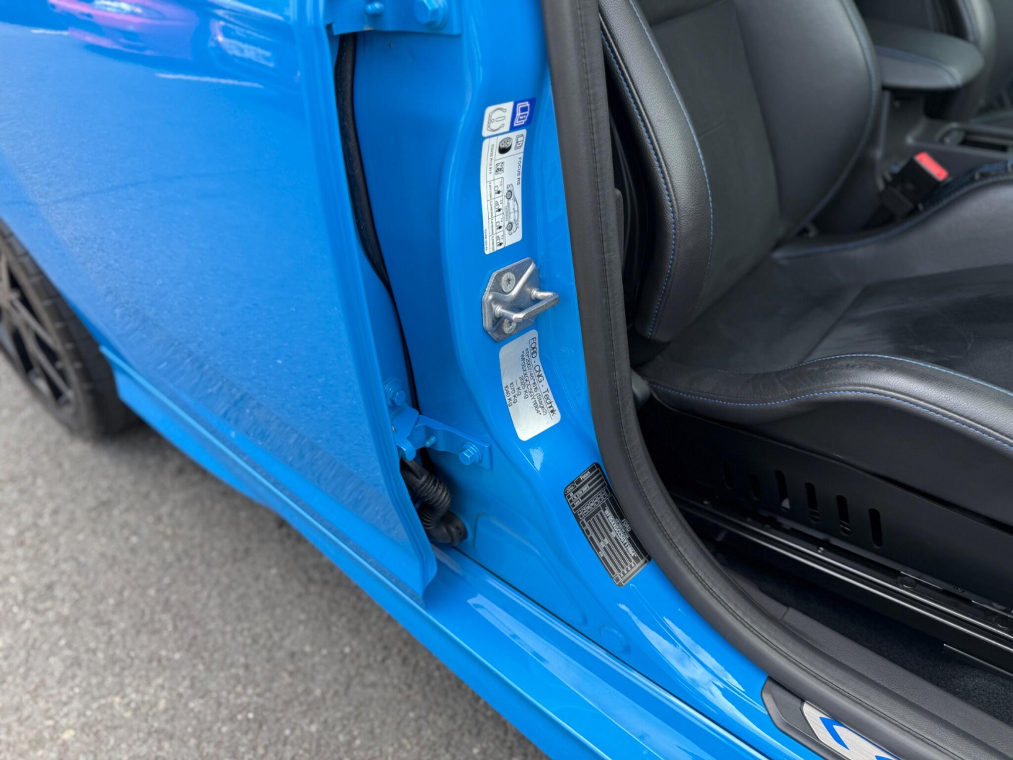 Ford Focus view 45