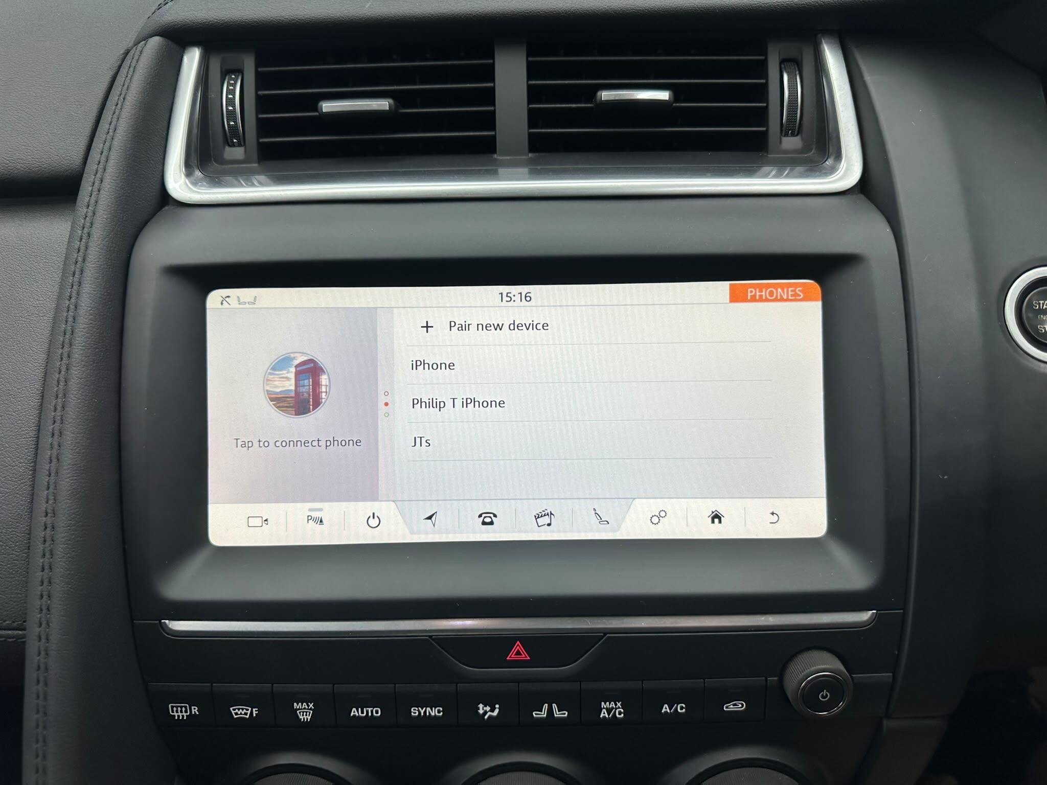 Jaguar E-Pace view 42
