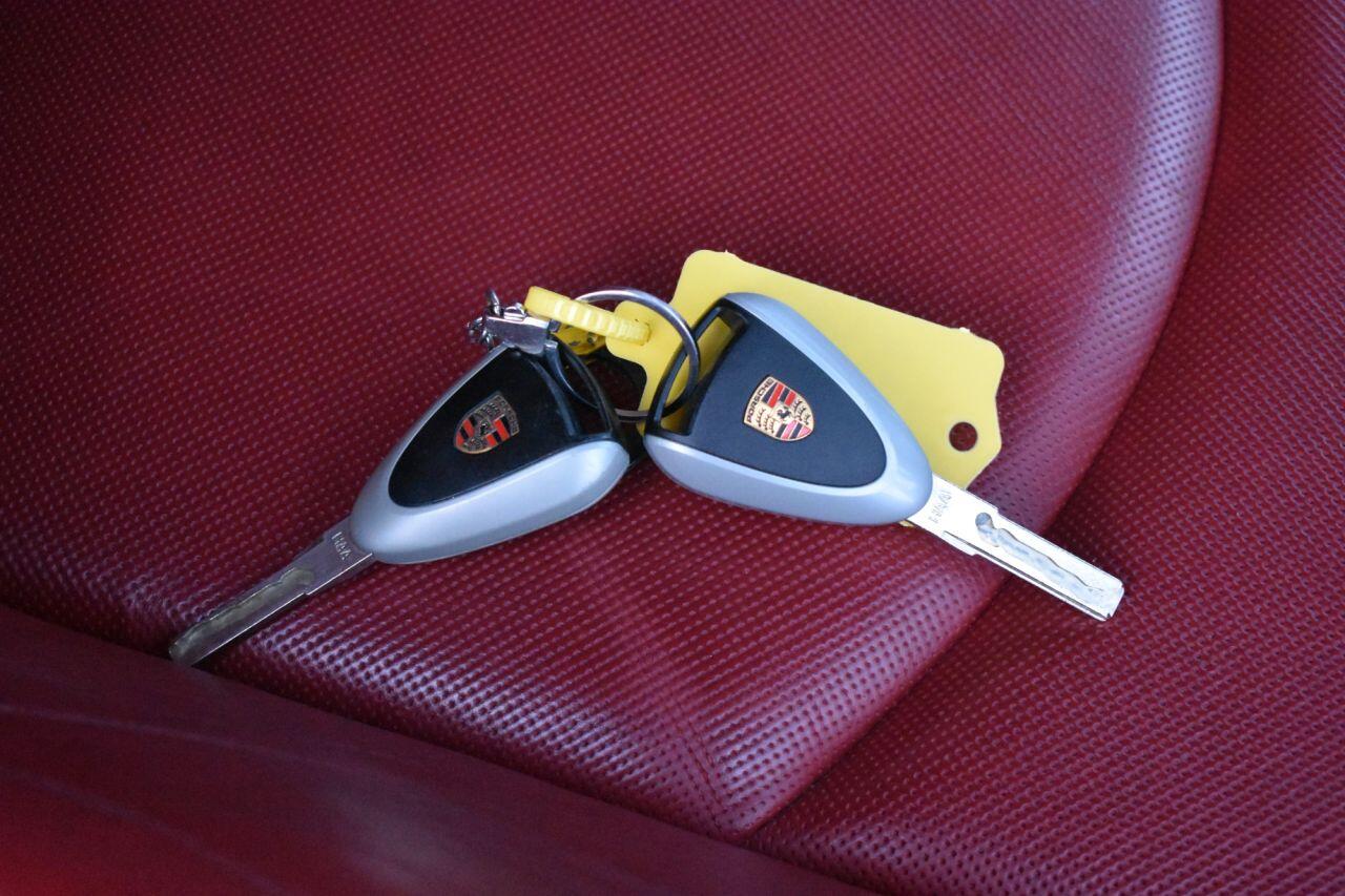 Porsche Boxster view 26