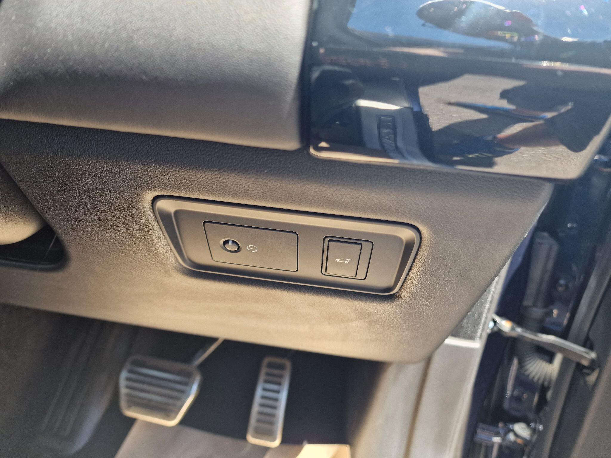 Land Rover Range Rover view 36