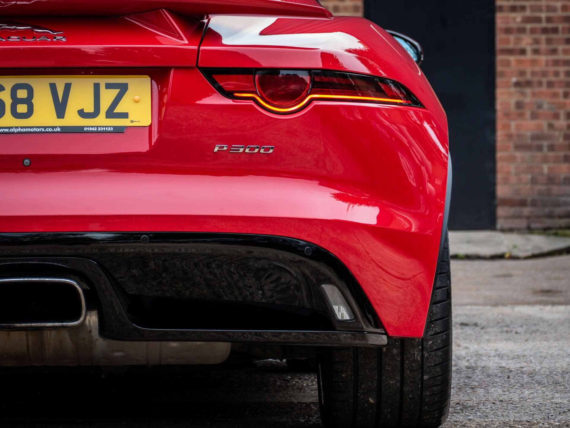 Jaguar F-Type view 16