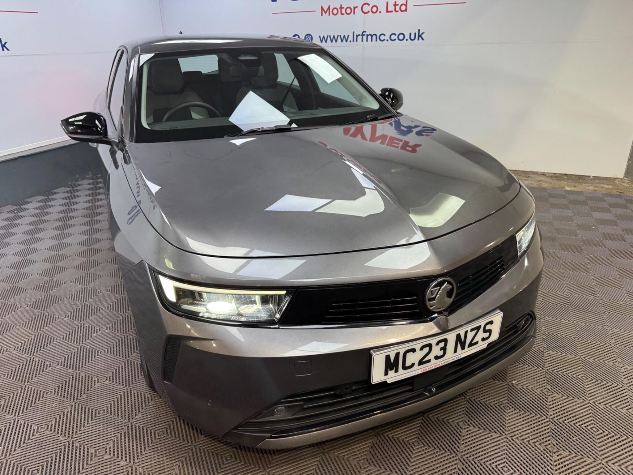 Vauxhall Astra view 9