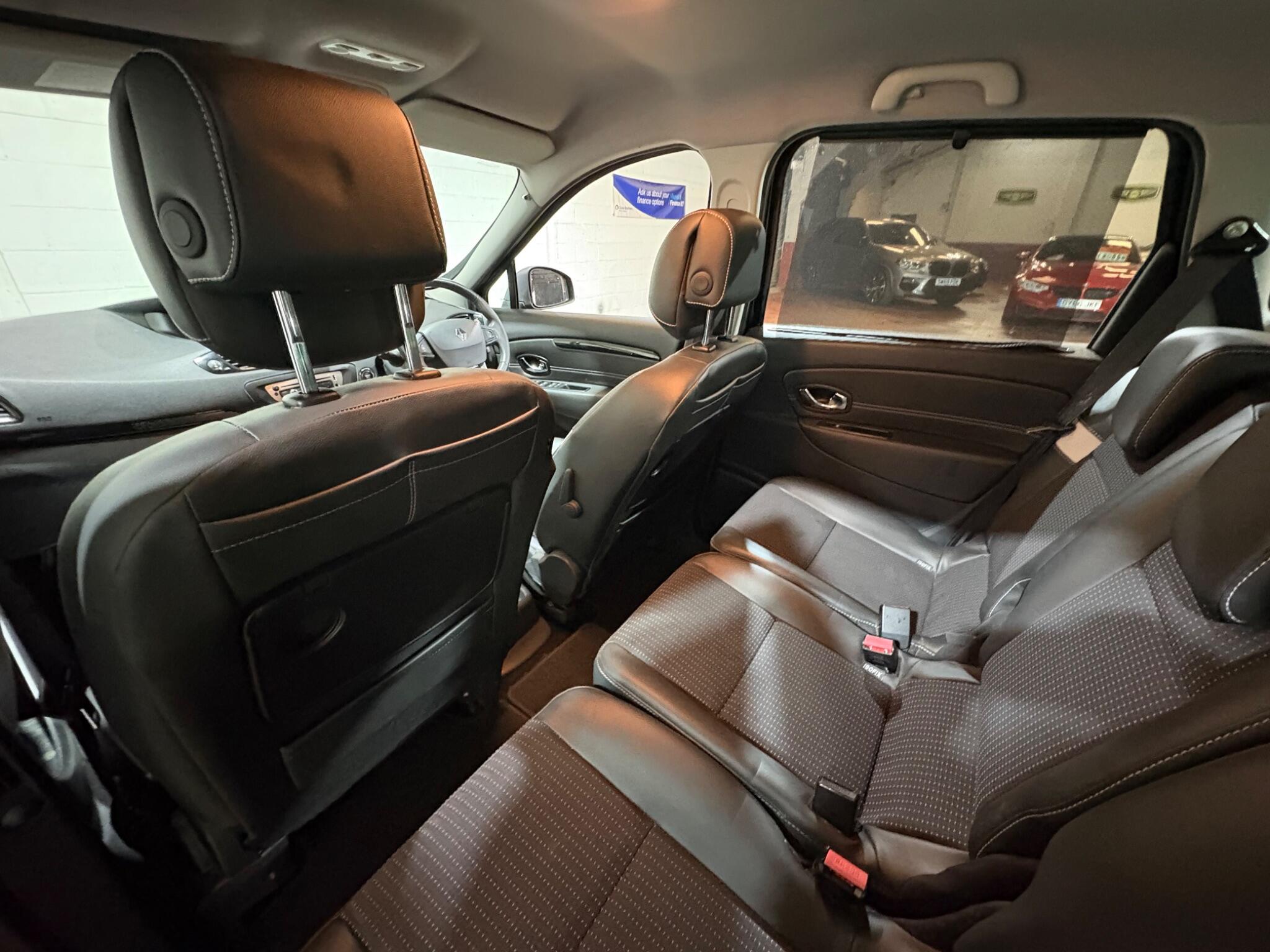 Renault Scenic view 48