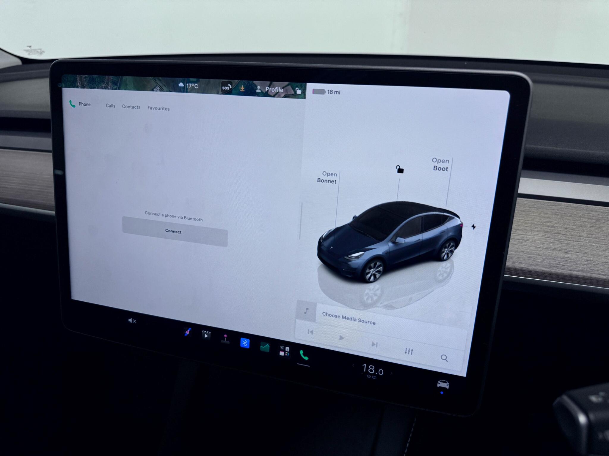 Tesla Model Y view 43