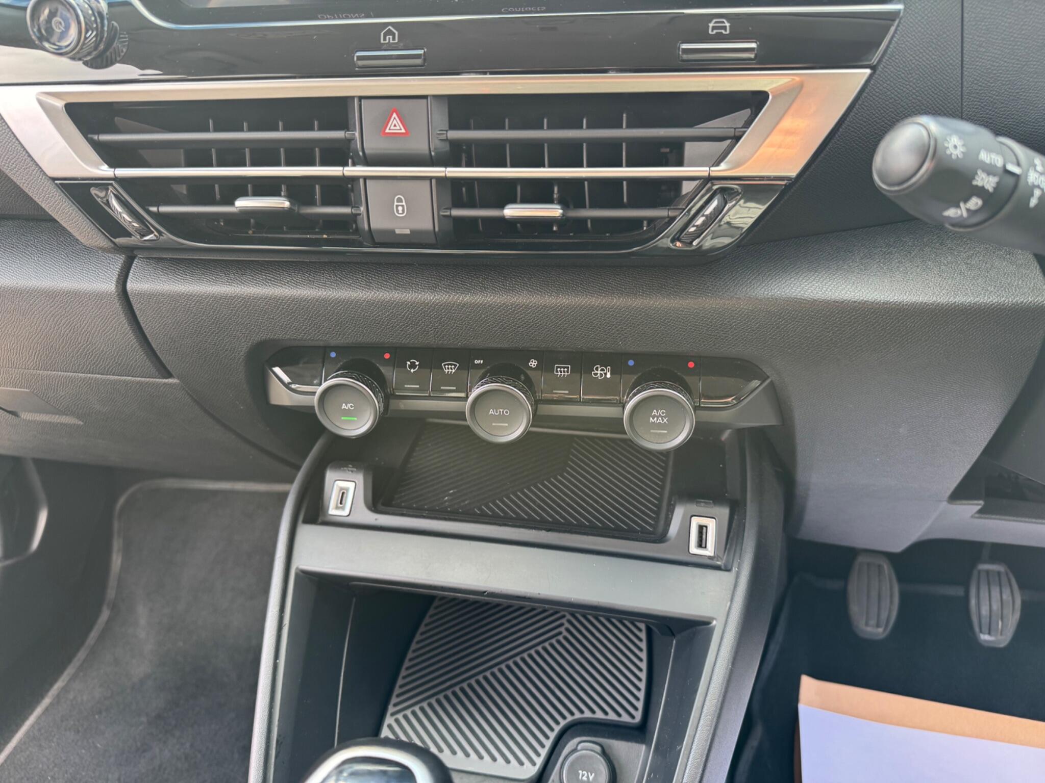 Citroen C4 view 23