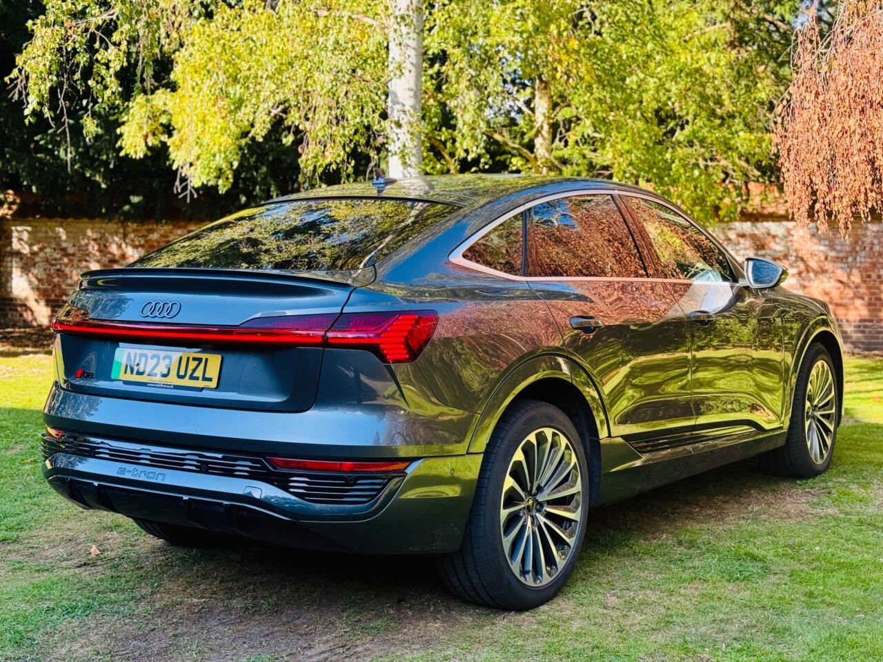 Audi Q8 E-Tron view 15