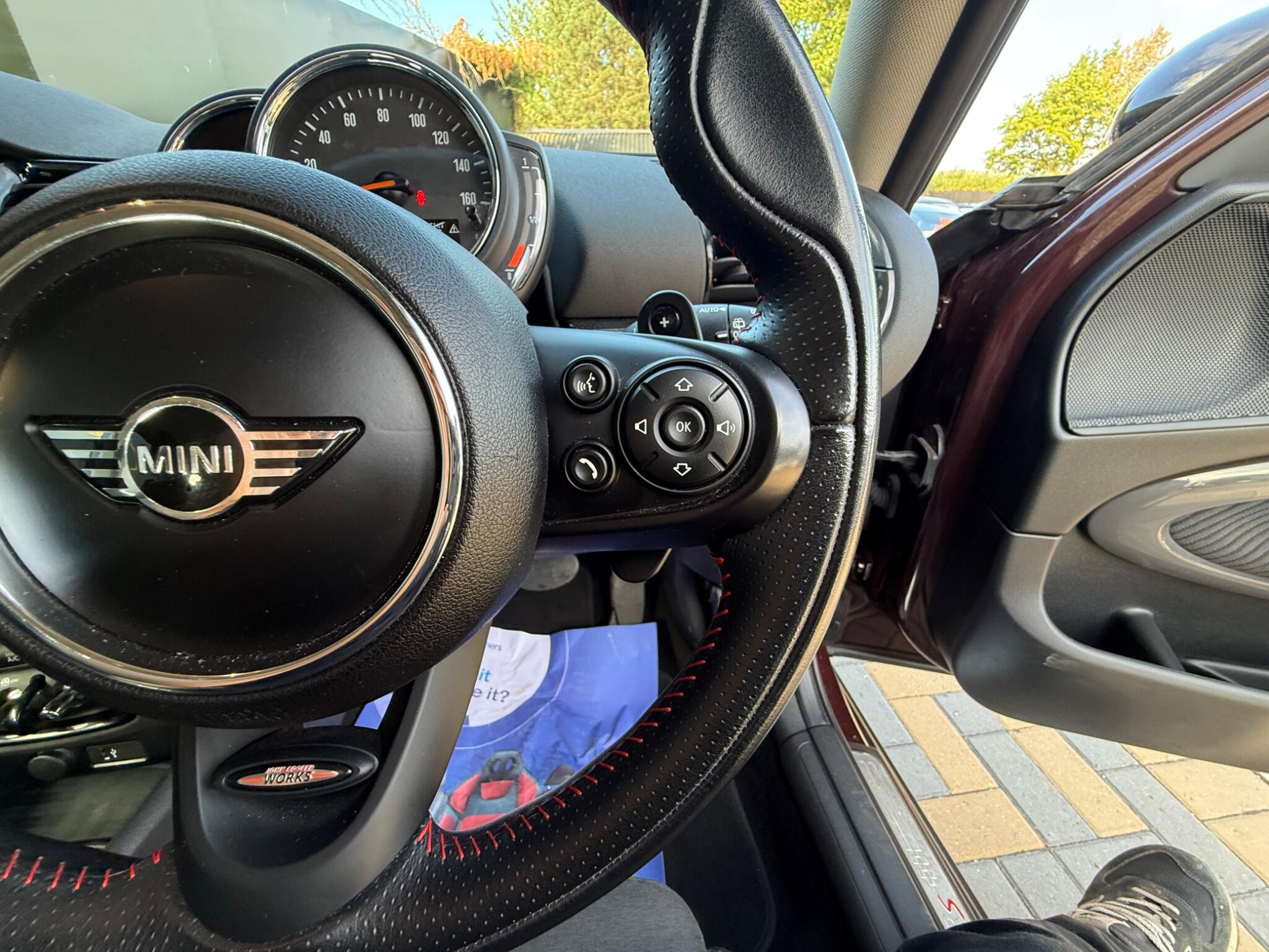 Mini Clubman view 30