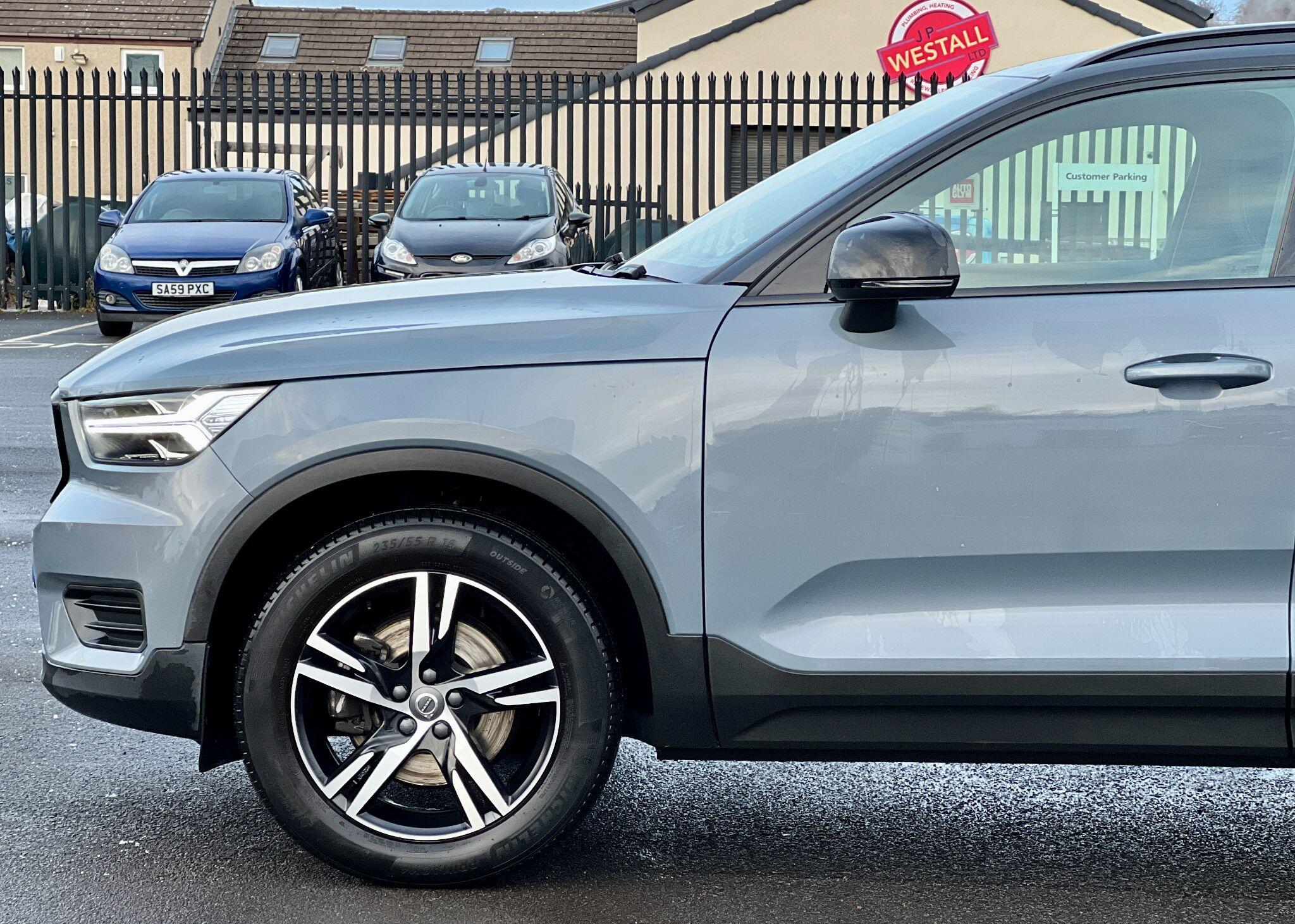 Volvo XC40 view 24