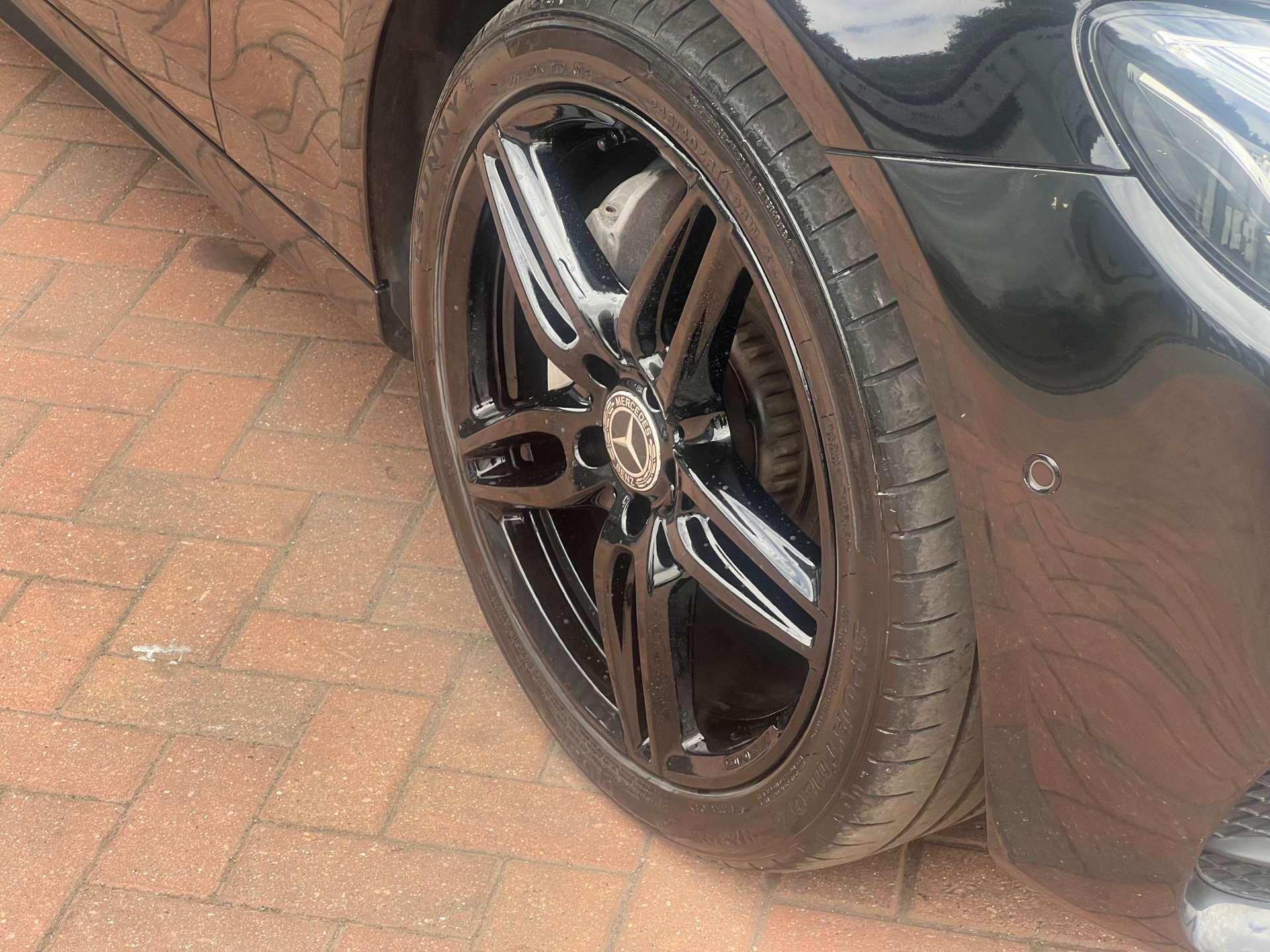 Mercedes-Benz E-Class view 59