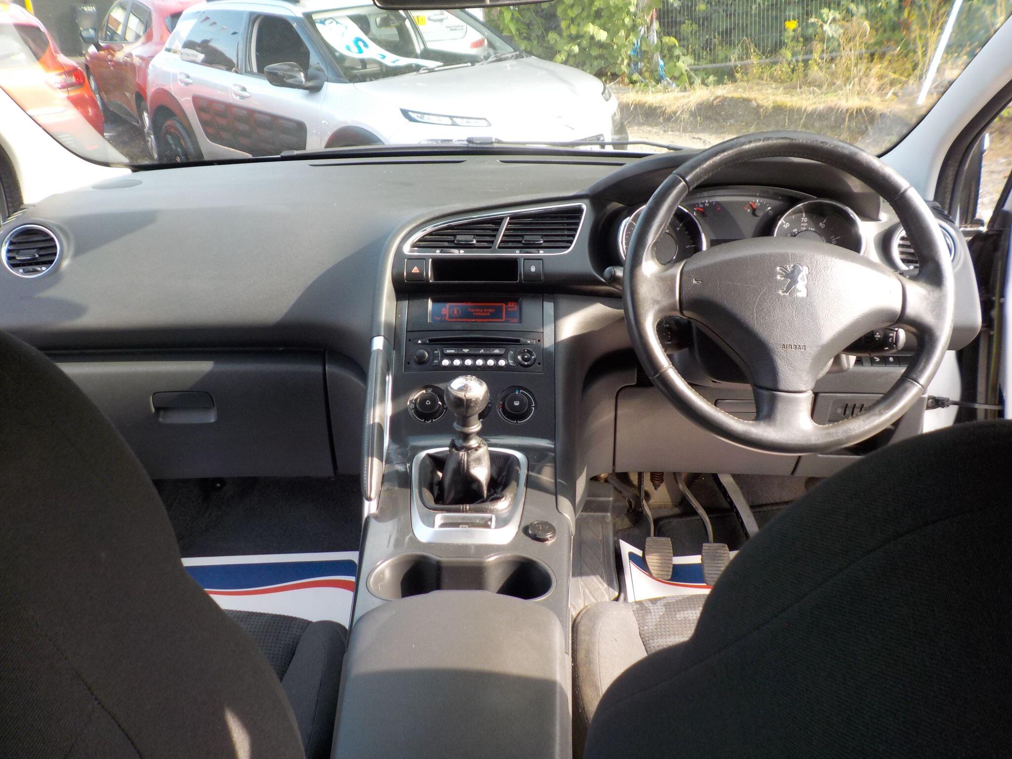 Peugeot 3008 1.6 HDi Active Euro 5 5dr