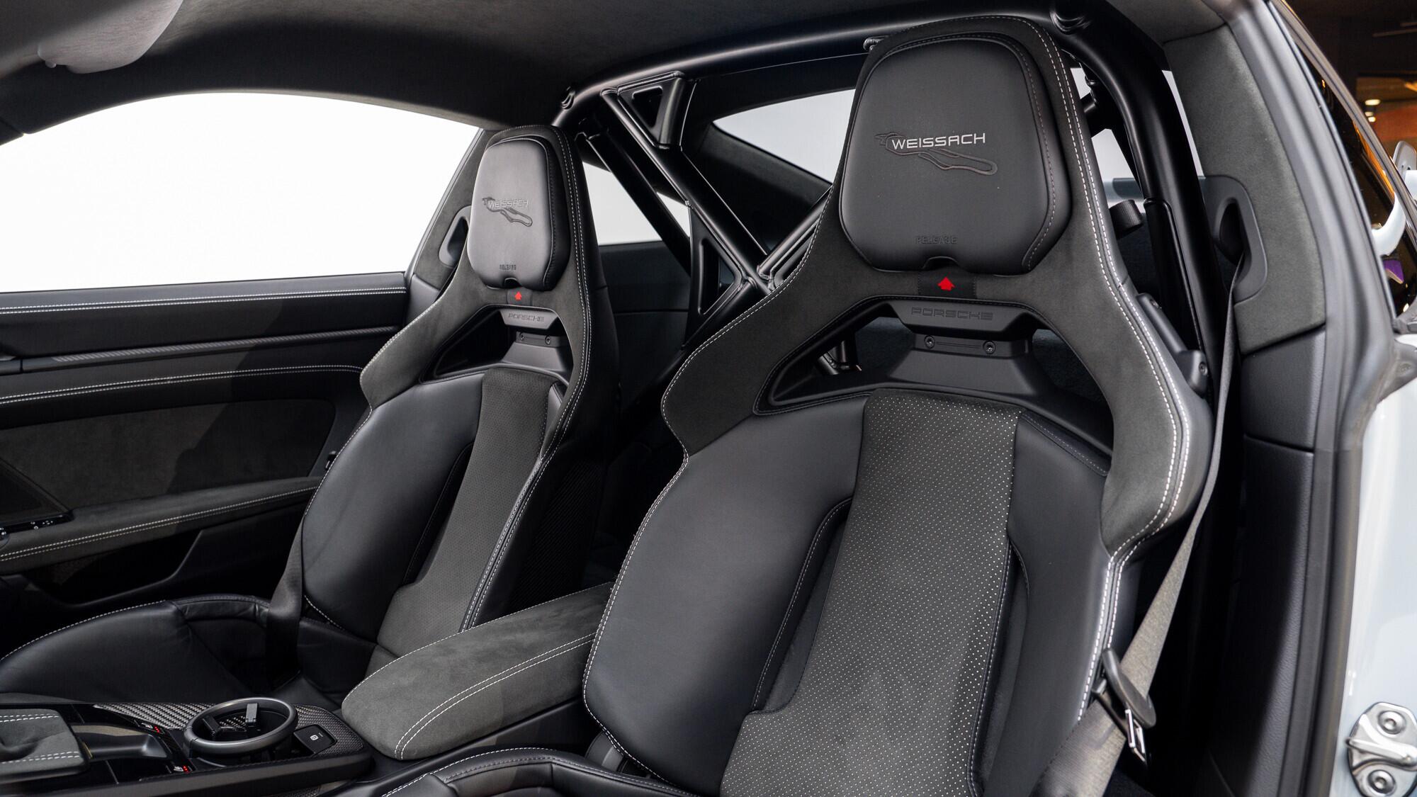 Porsche 911 view 65