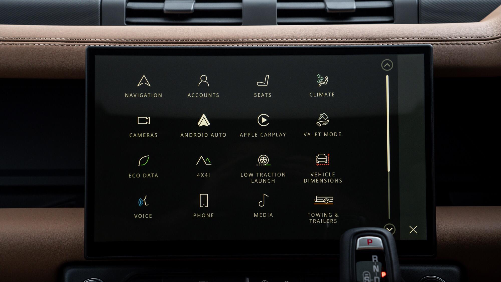 Land Rover Defender view 24