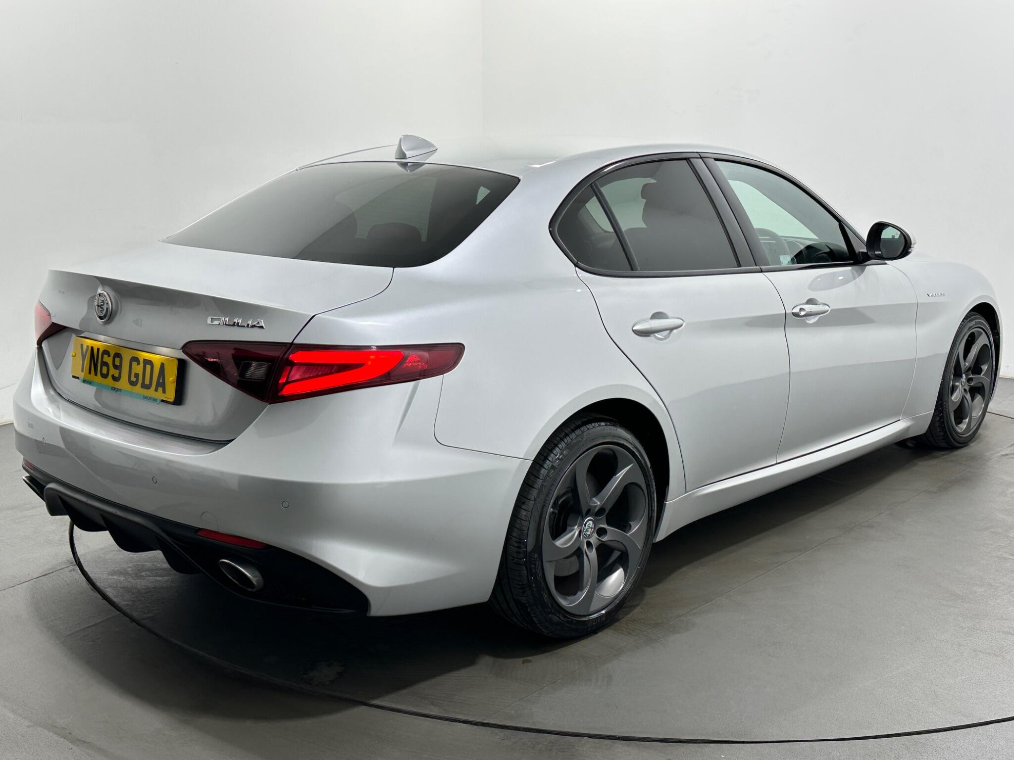 Alfa Romeo Giulia view 51