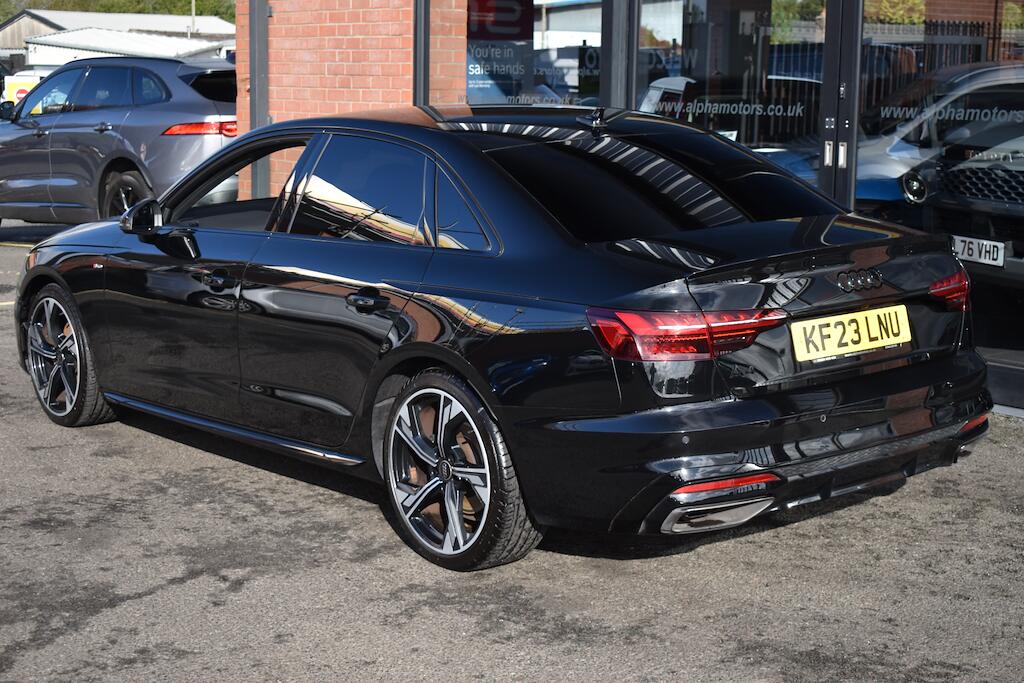 Audi A4 view 20