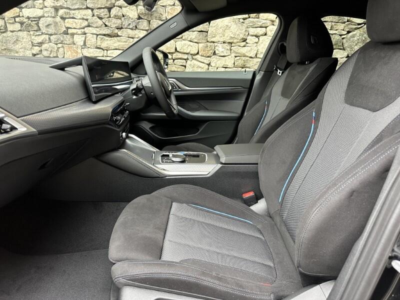 BMW i4 view 34