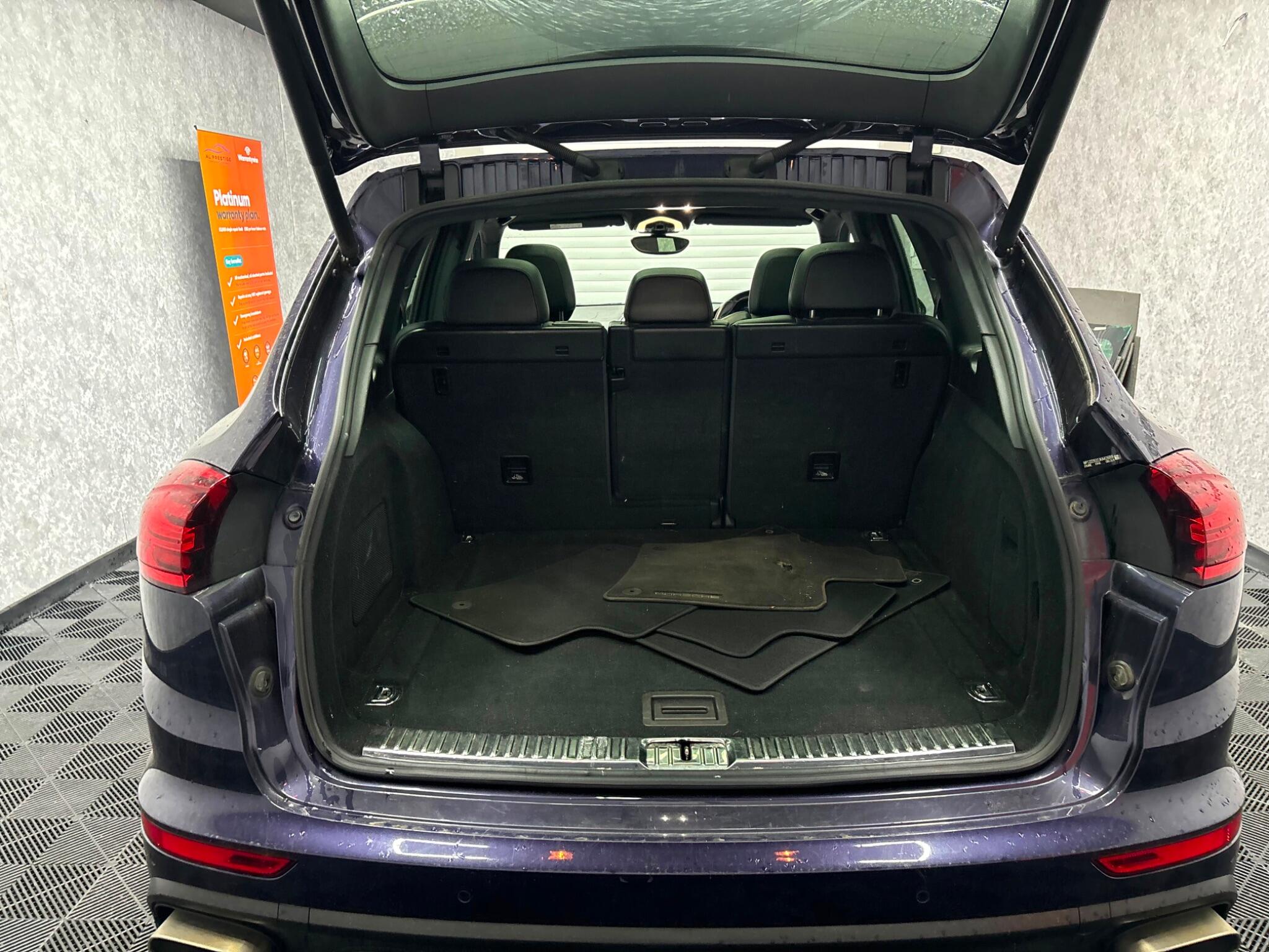 Porsche Cayenne view 55