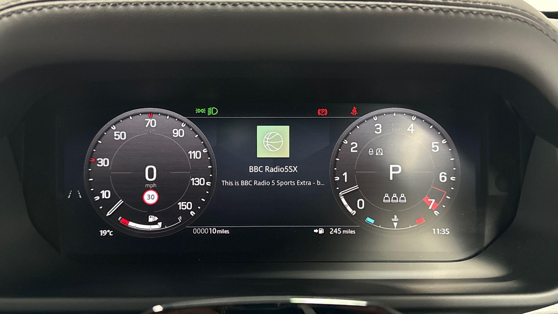 Land Rover Defender view 16
