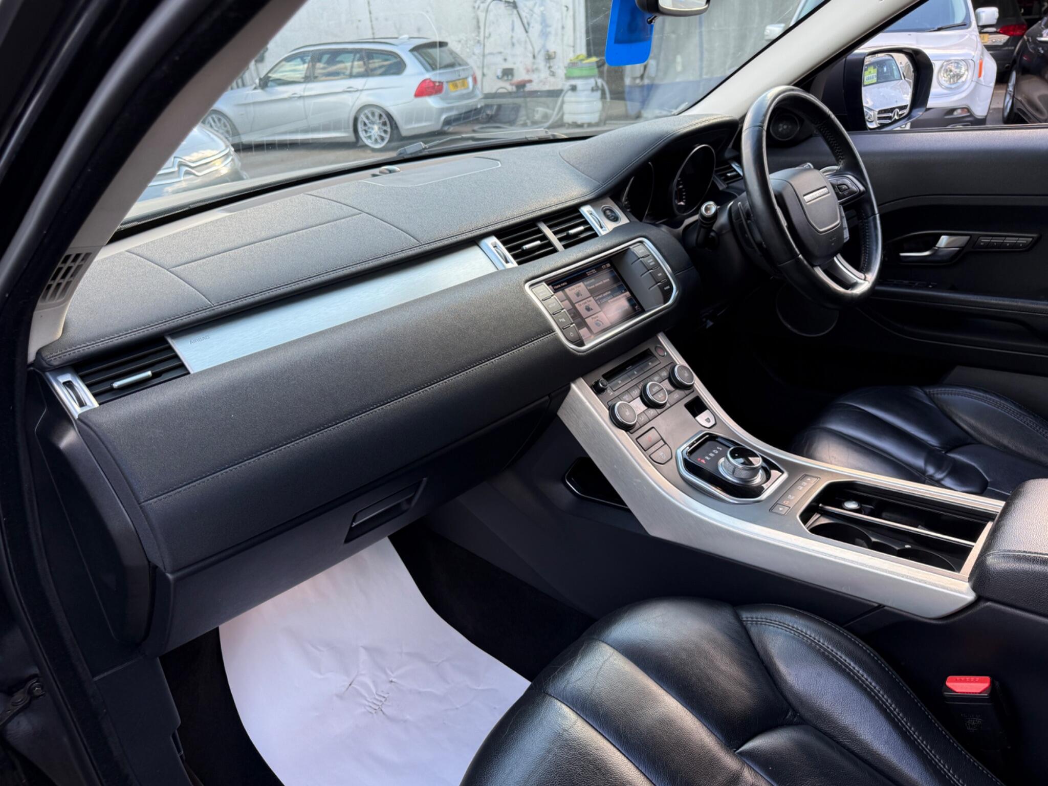 Land Rover Range Rover Evoque - Image 45