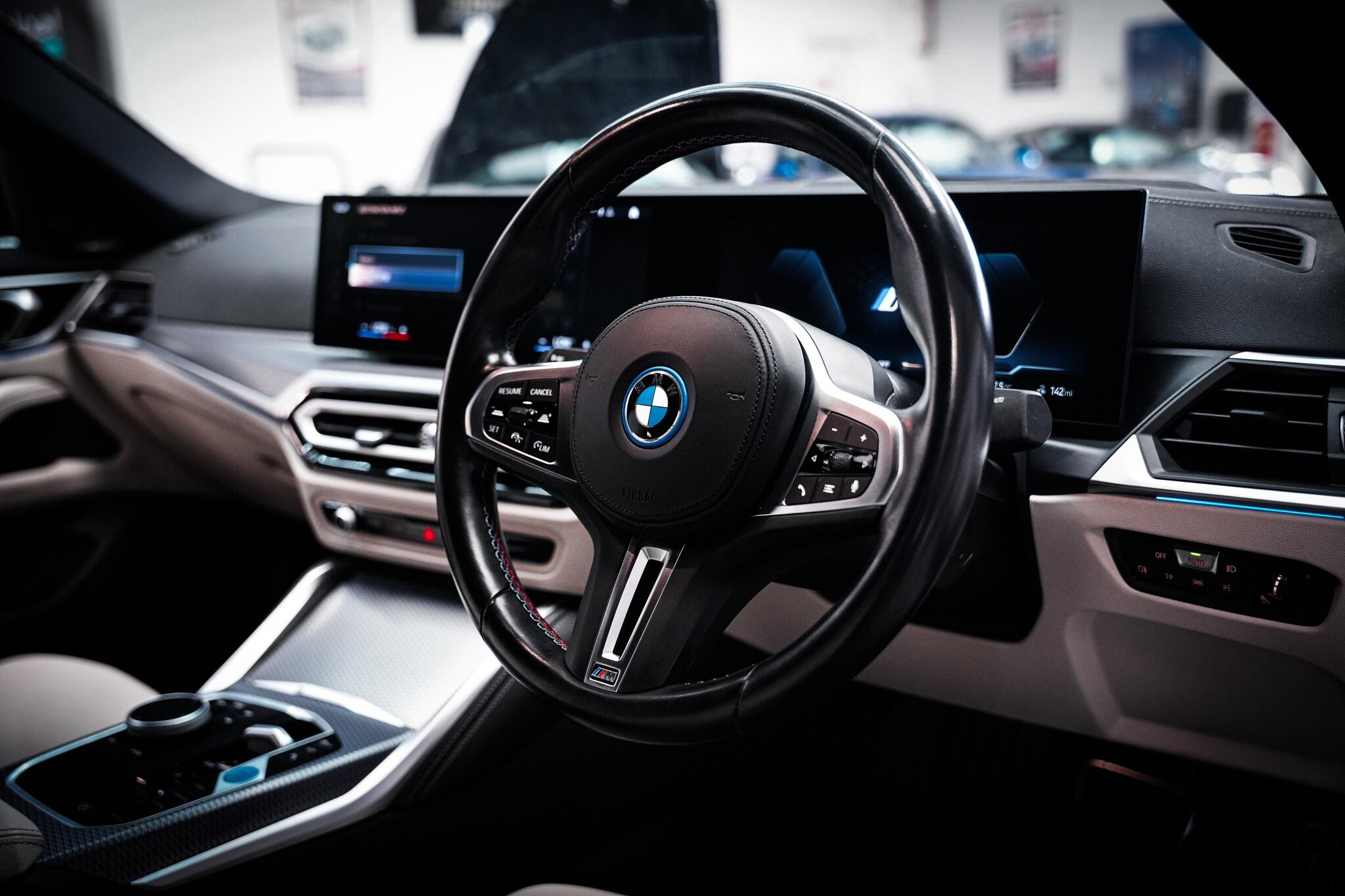 BMW I4 view 19