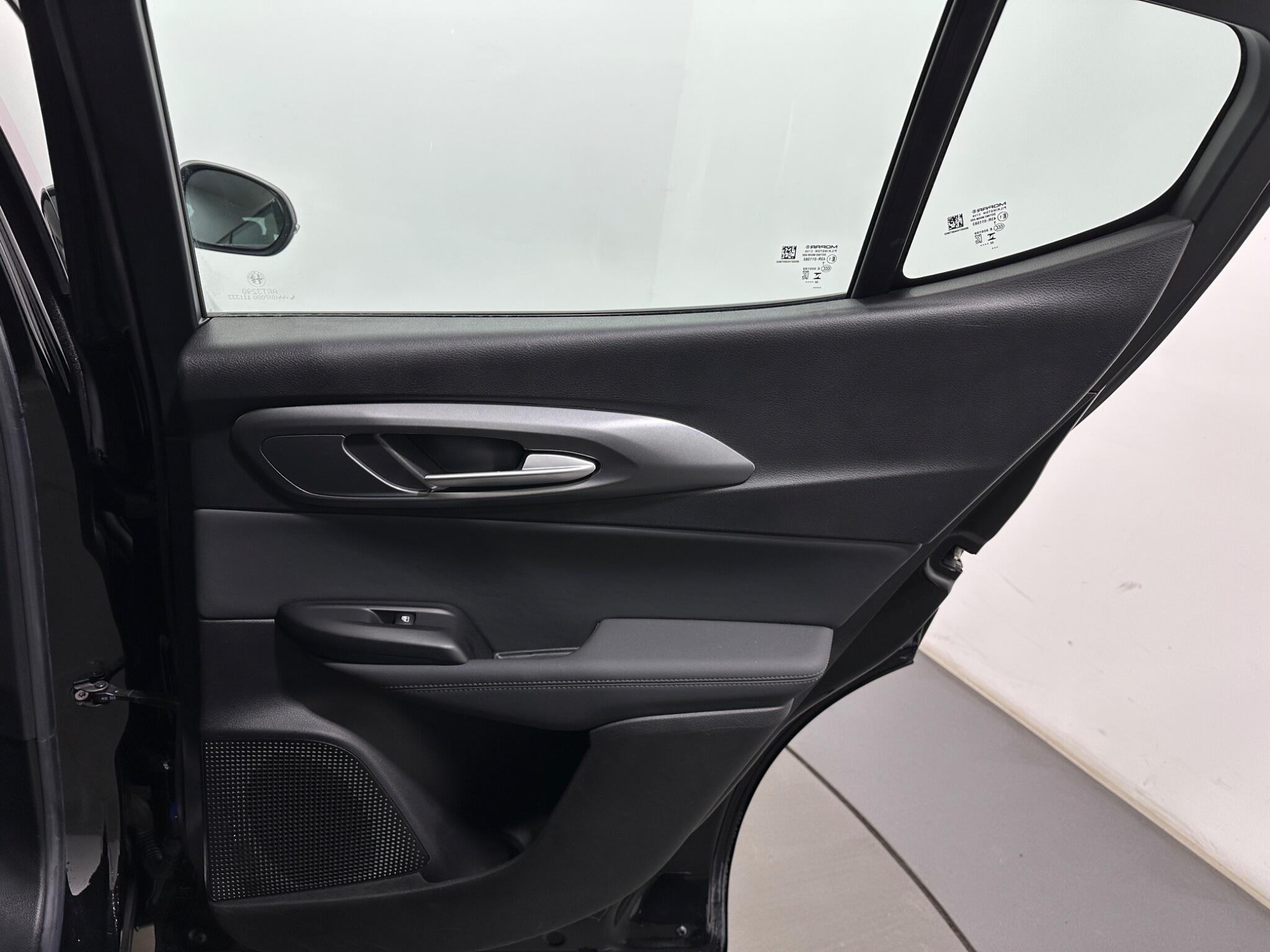 Alfa Romeo Tonale view 42