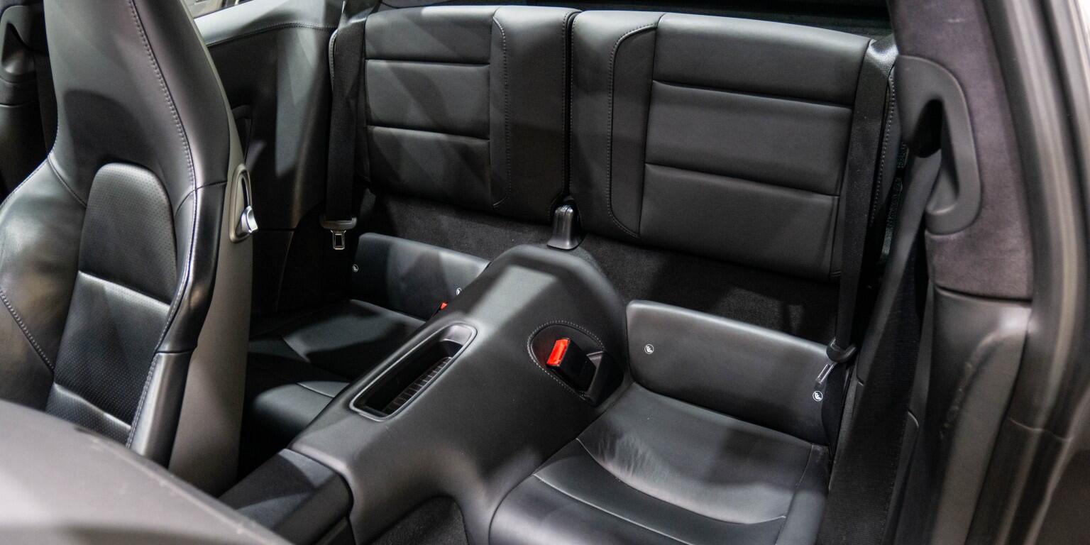 Porsche 911 view 20